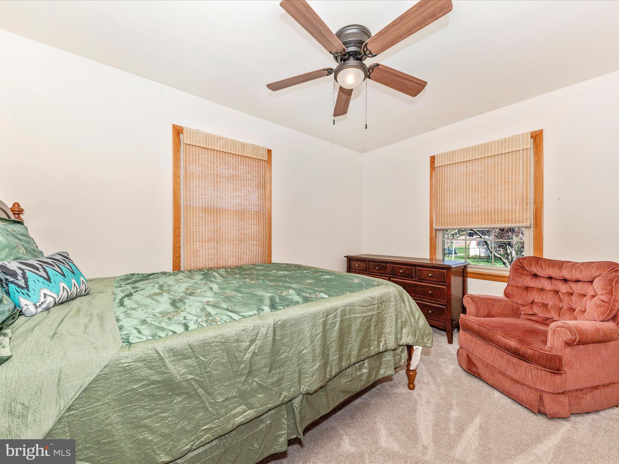 POTOMAC MANOR - Residential