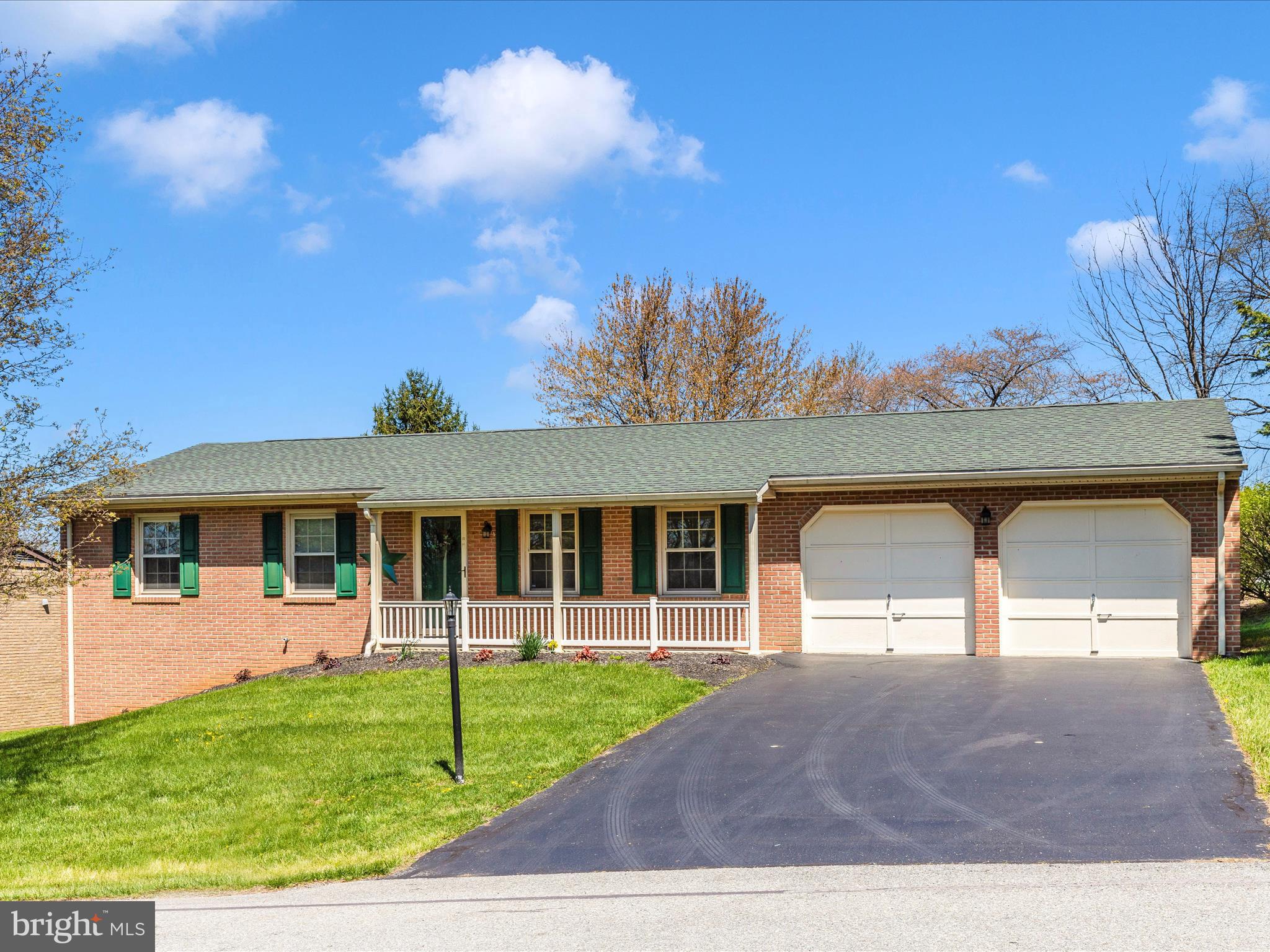 POTOMAC MANOR - Residential