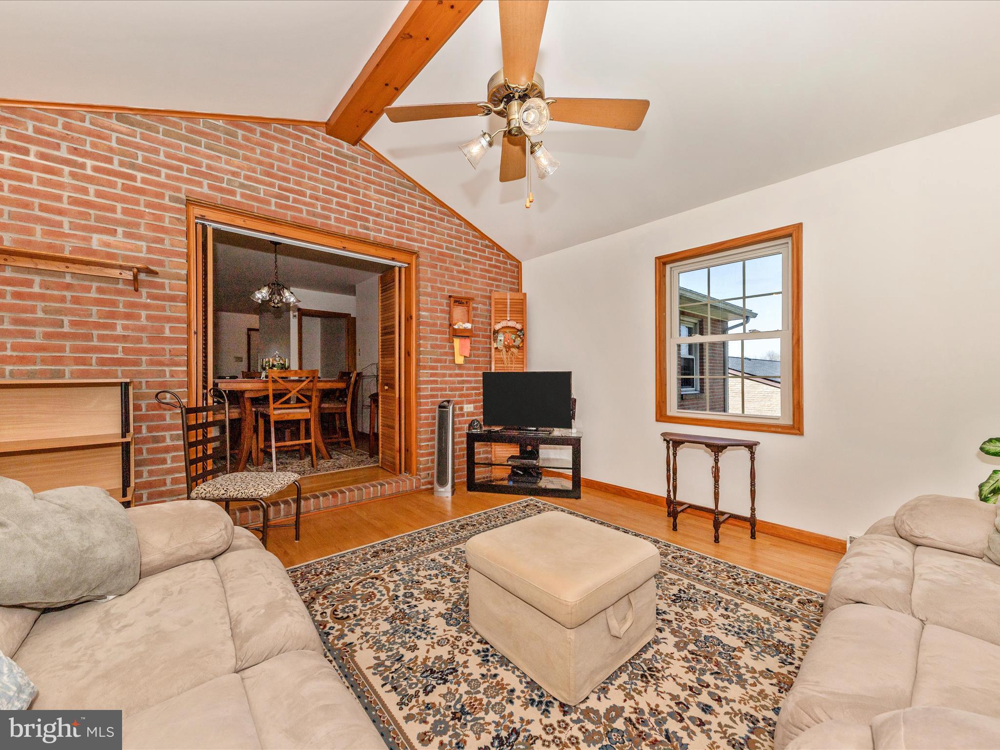 POTOMAC MANOR - Residential