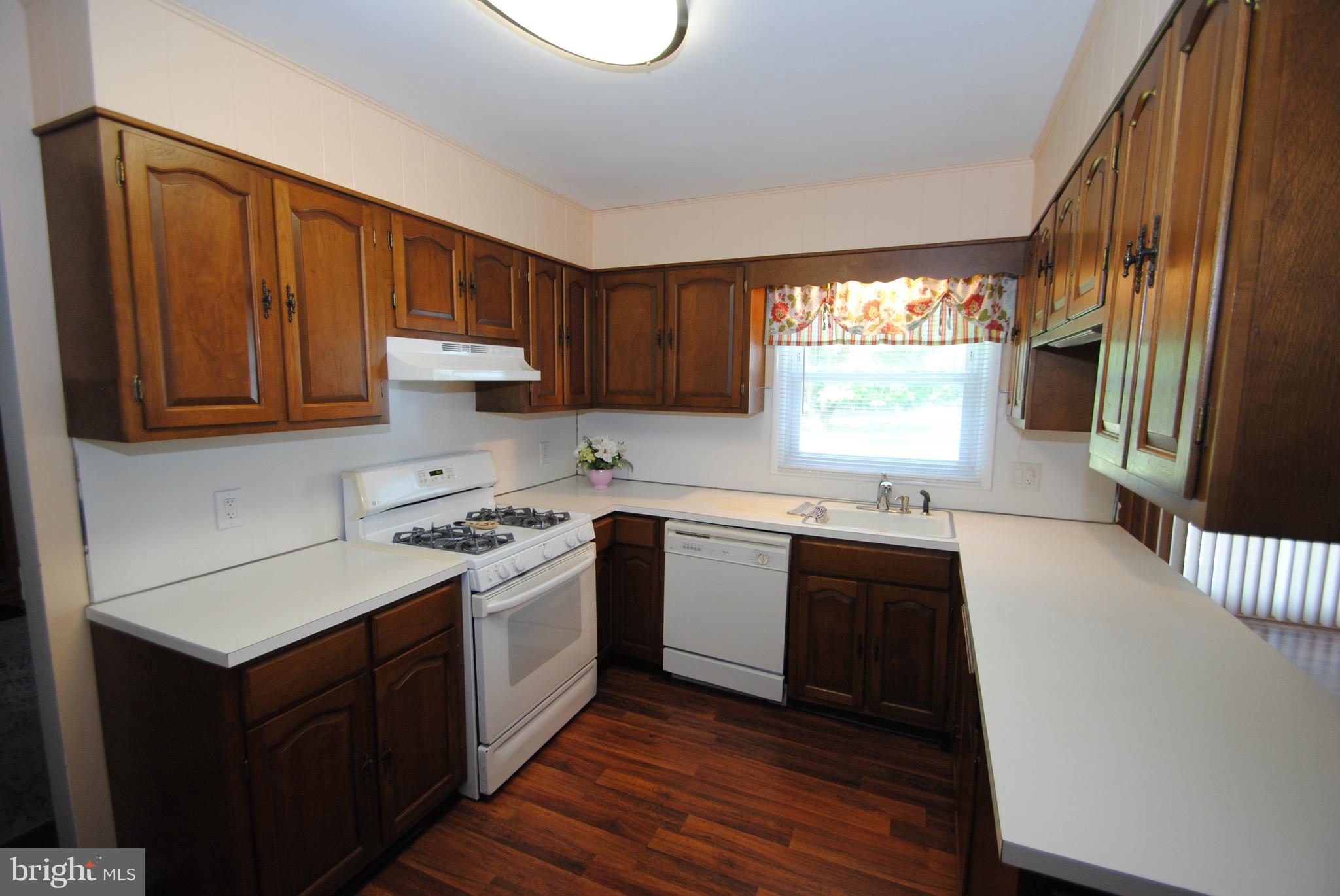 1603 PERKINS LANE