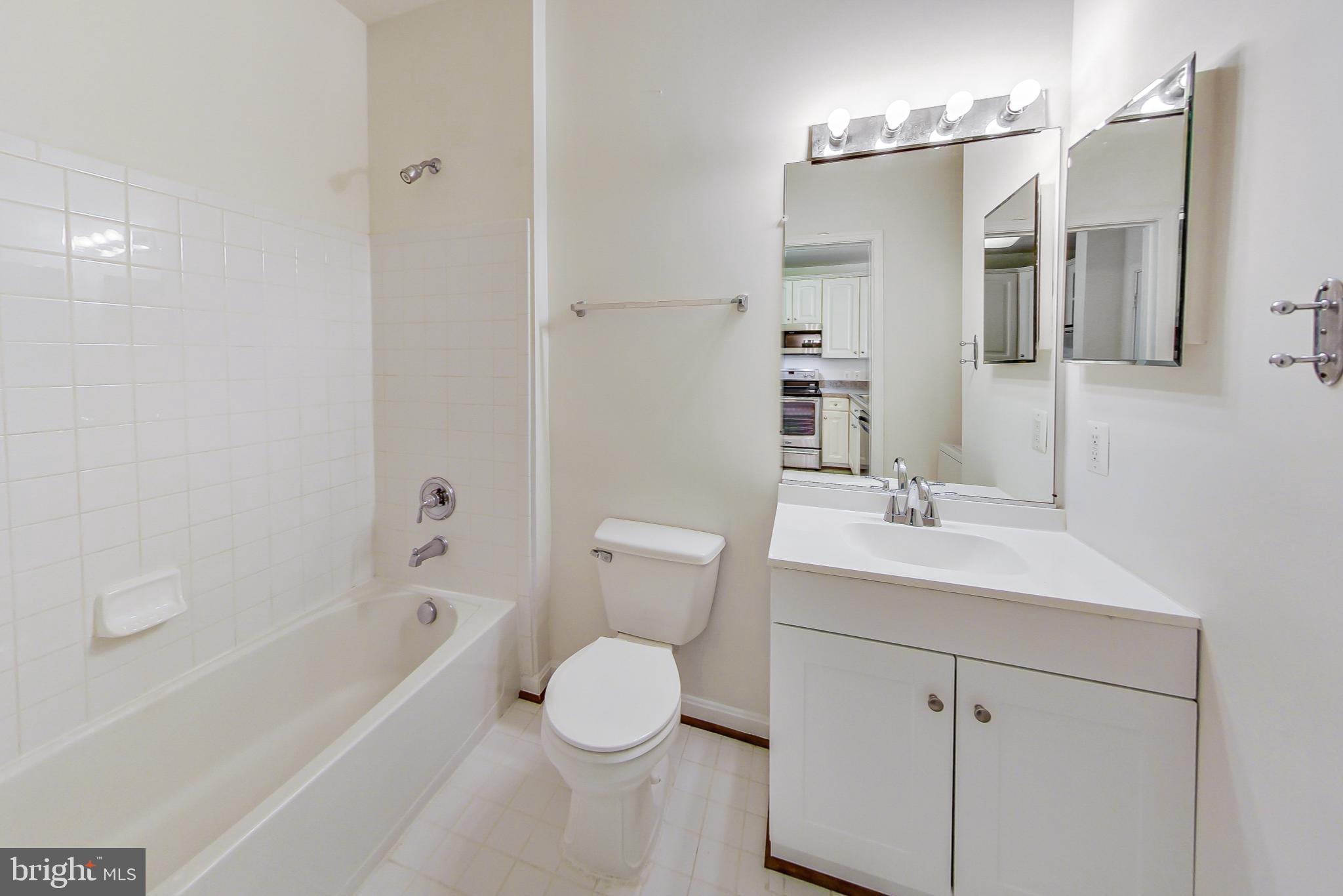 BOWIE TOWERS - Residential