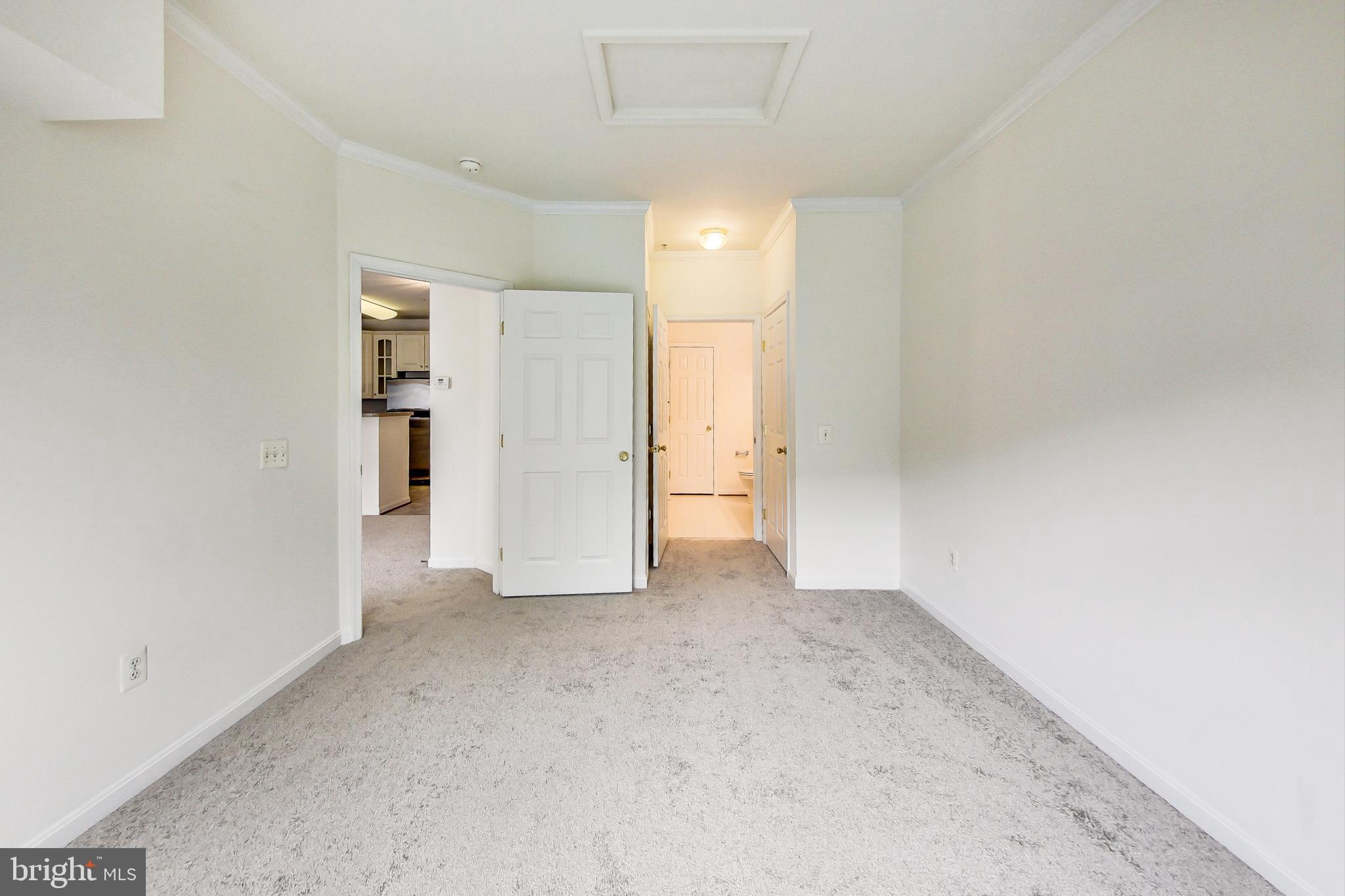 BOWIE TOWERS - Residential