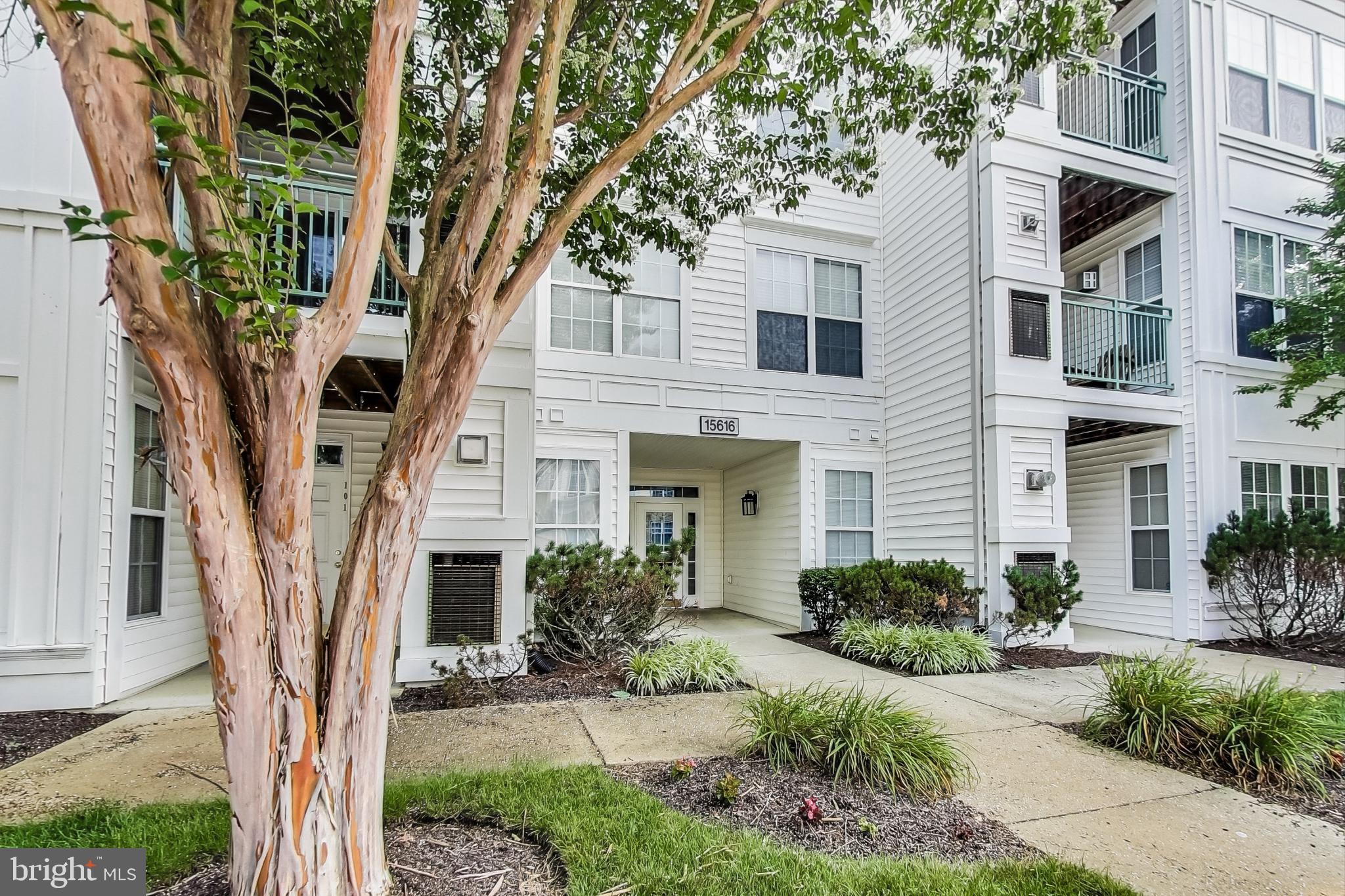 BOWIE TOWERS - Residential