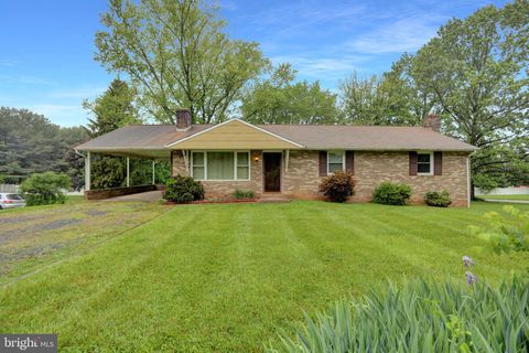 3932 FEDERAL HILL ROAD JARRETTSVILLE MD 21084