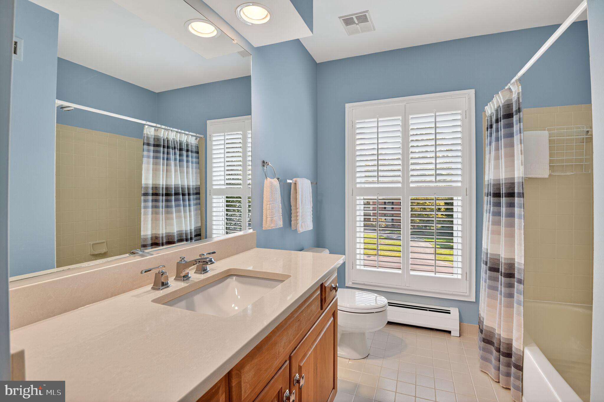 MCAULEY PARK - Residential