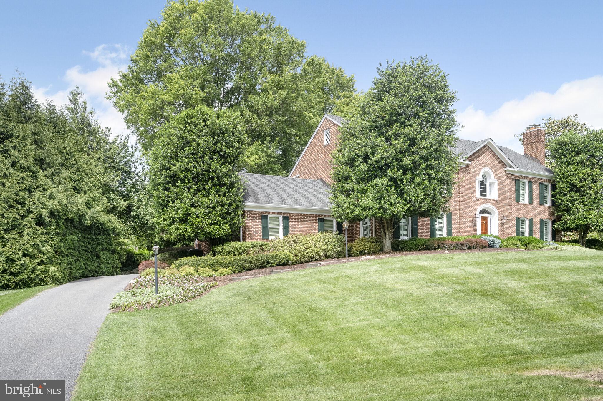 MCAULEY PARK - Residential