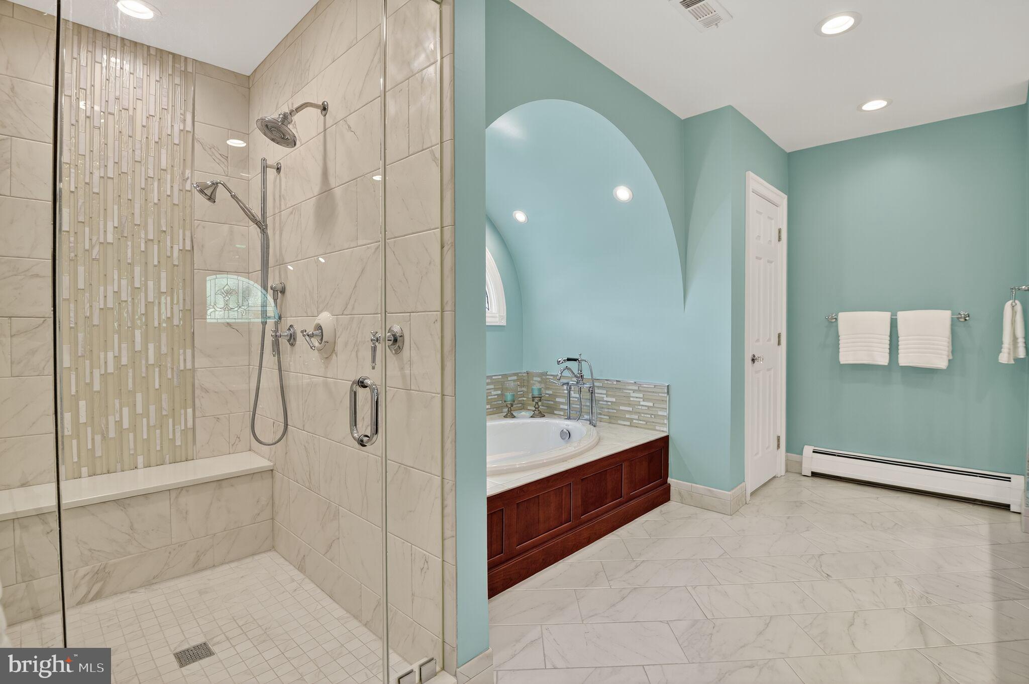 MCAULEY PARK - Residential