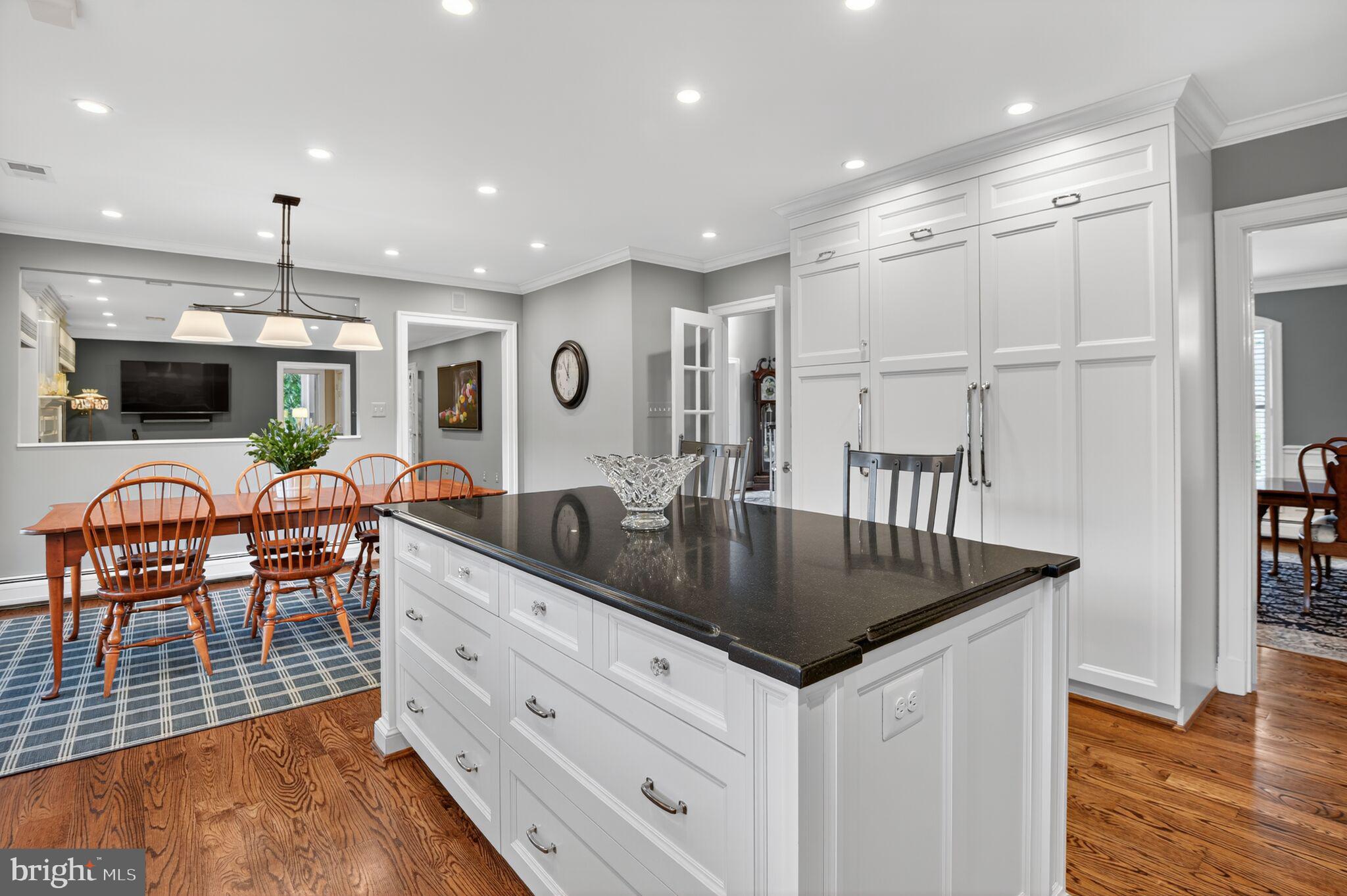 MCAULEY PARK - Residential