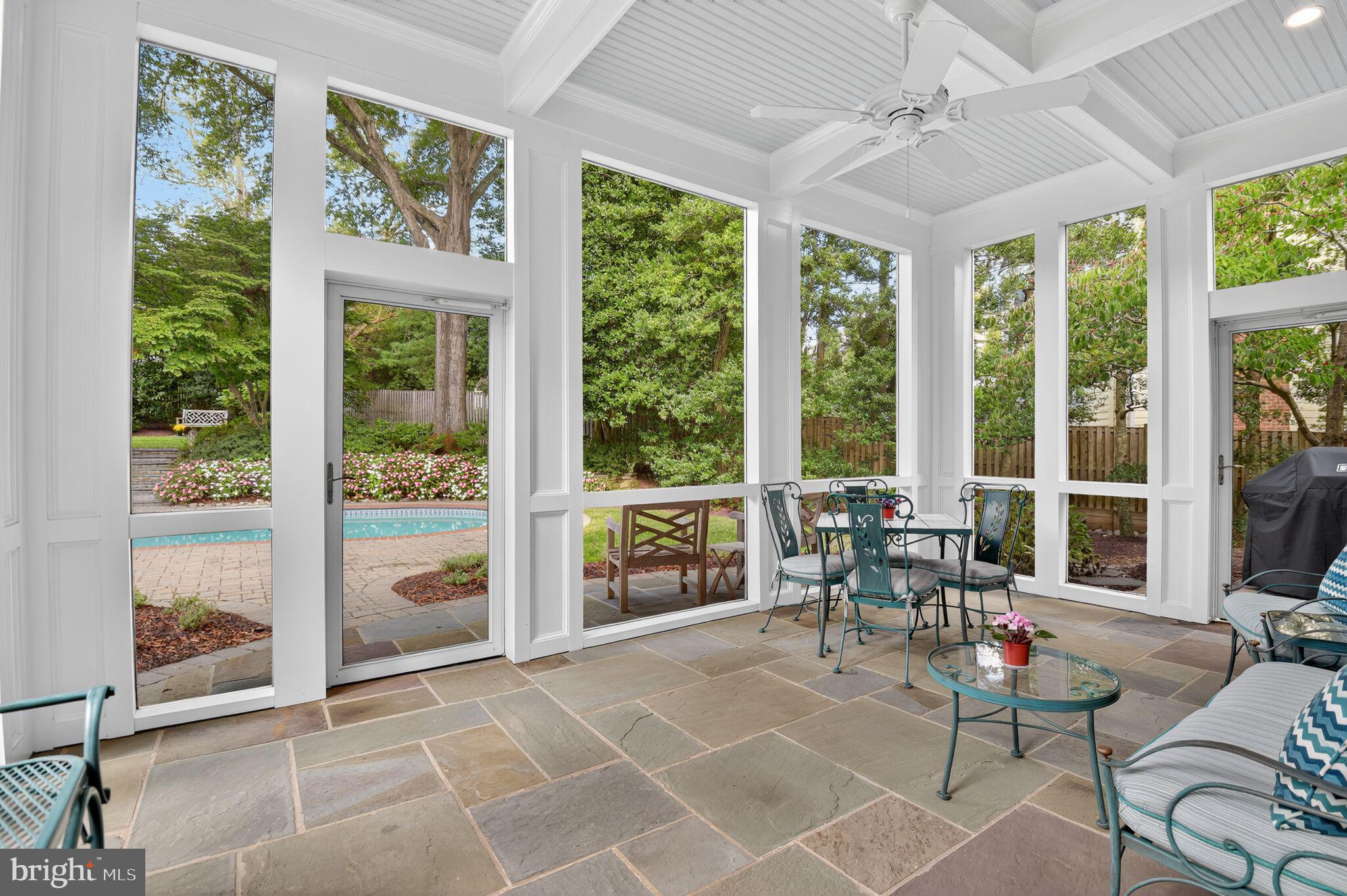 MCAULEY PARK - Residential