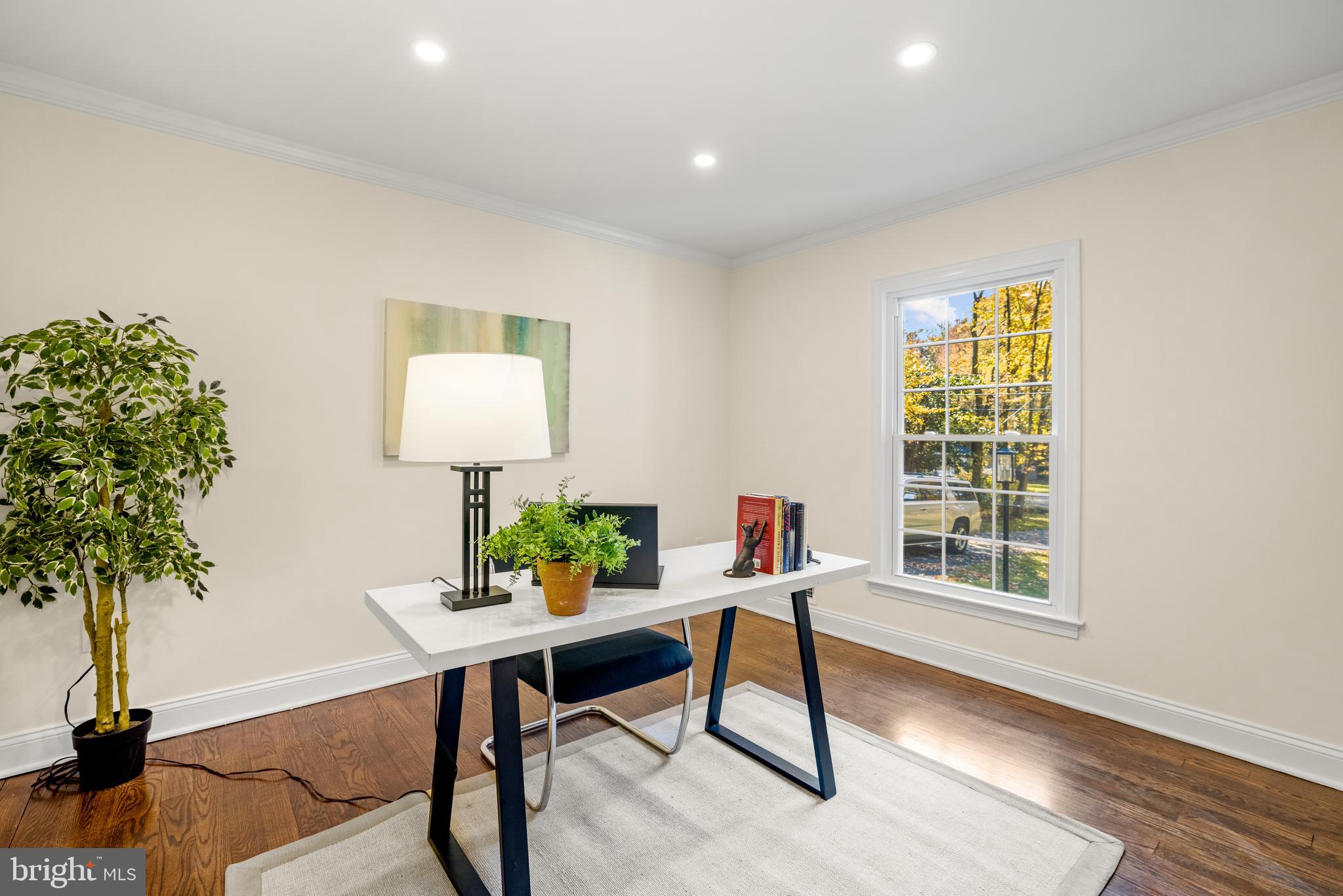 WELLINGTON - Residential