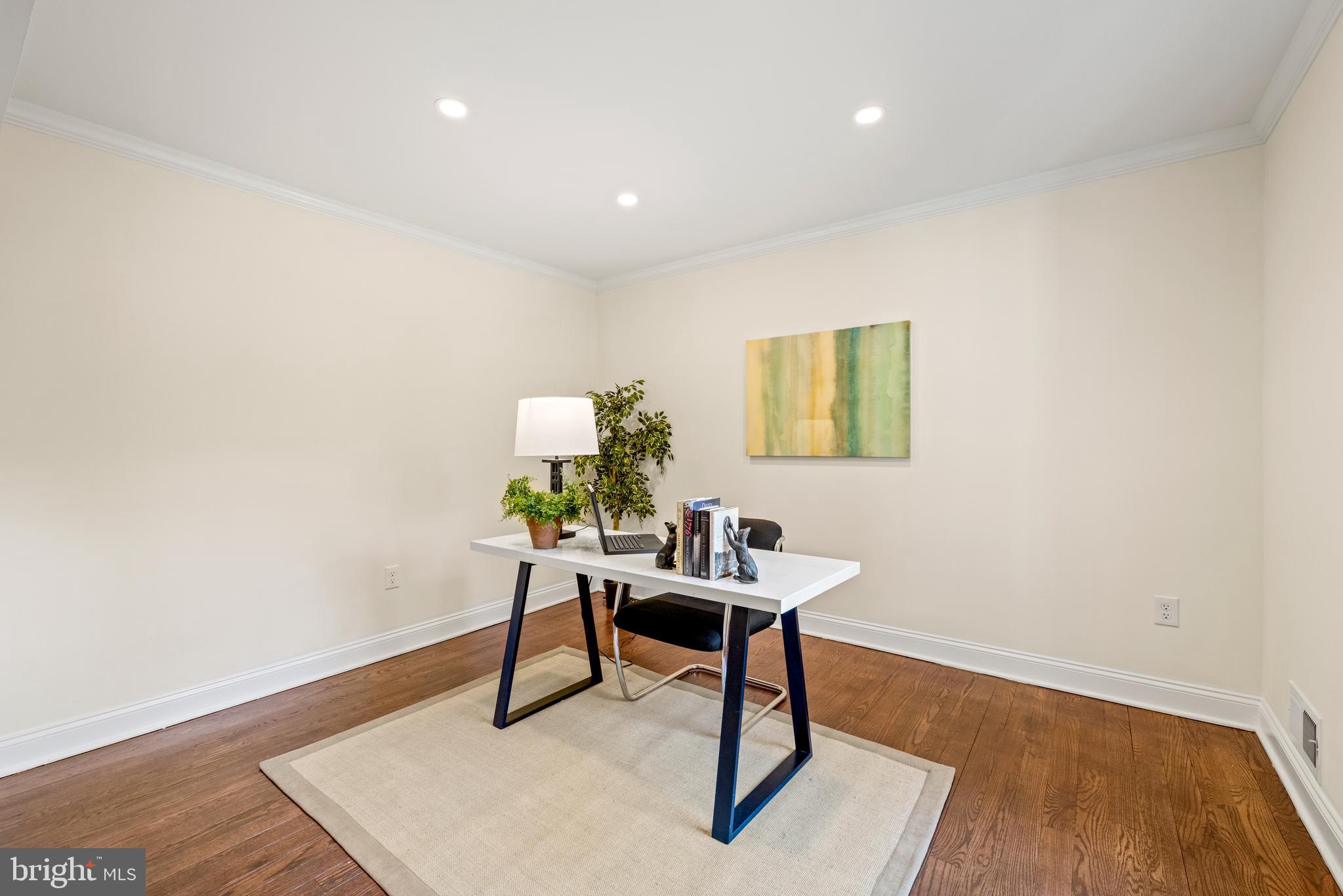 WELLINGTON - Residential