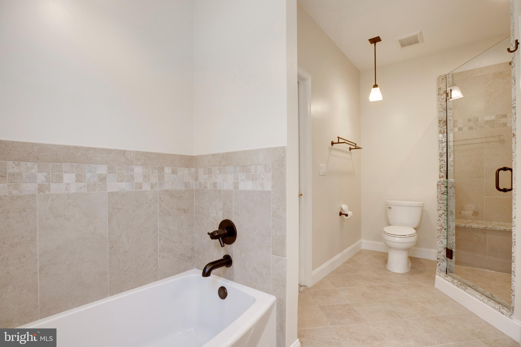 HERITAGE HUNT - Residential