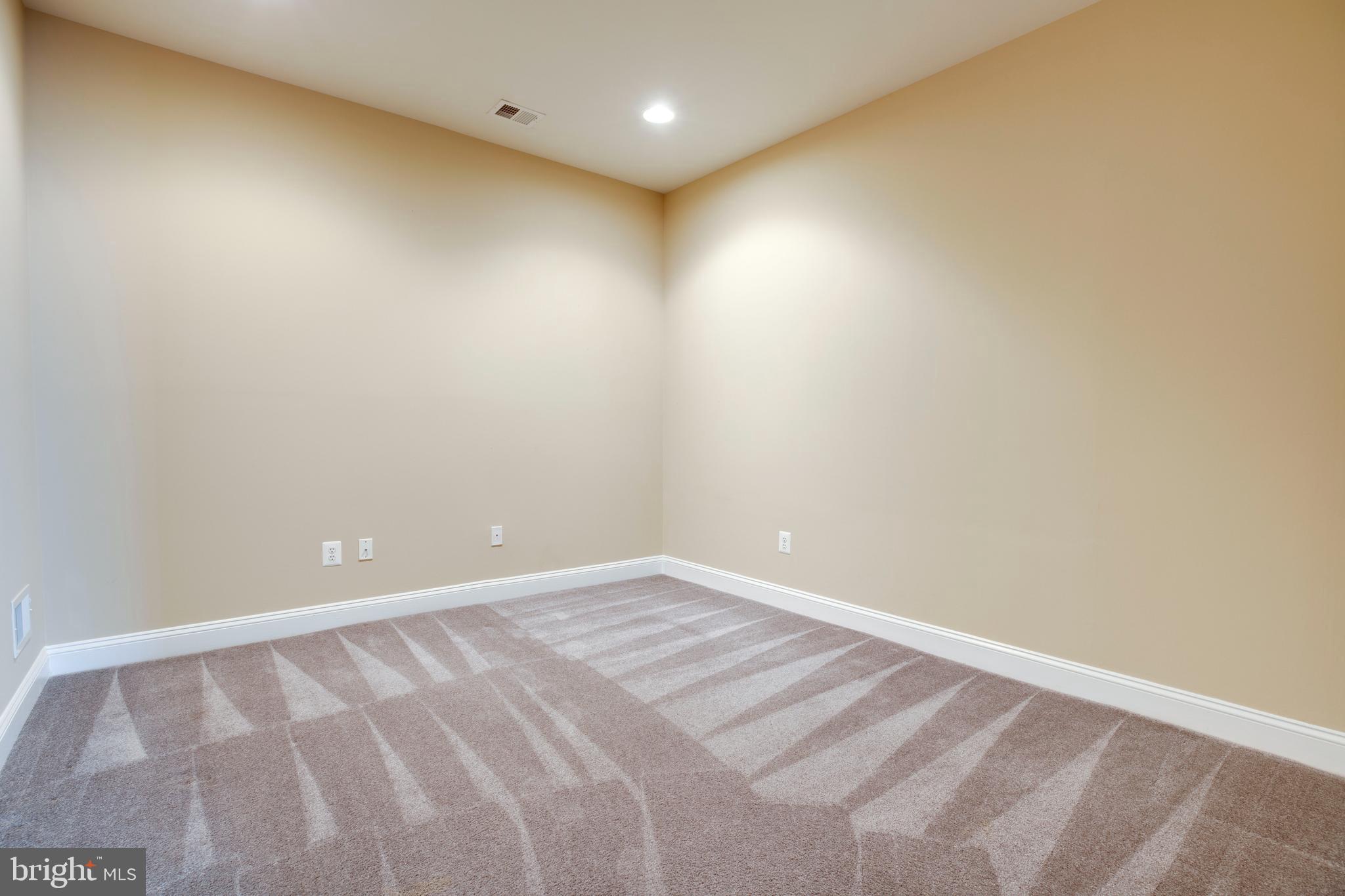 HERITAGE HUNT - Residential