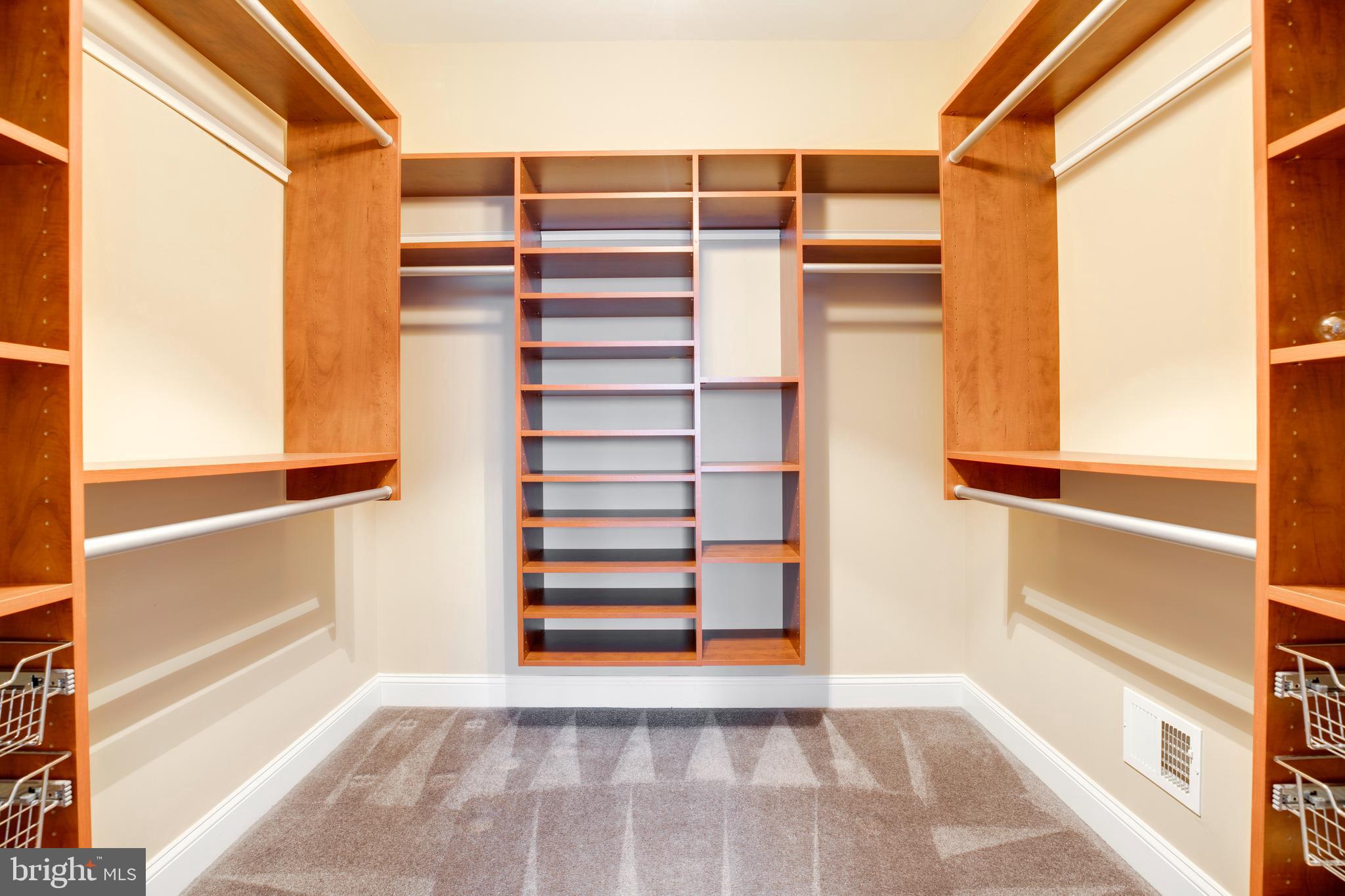 HERITAGE HUNT - Residential