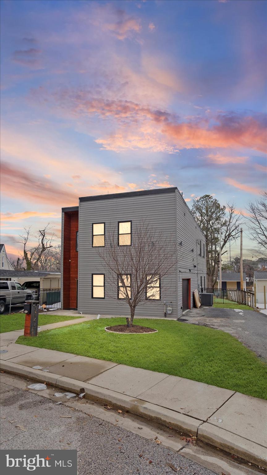 3145 BAYBRIAR ROAD