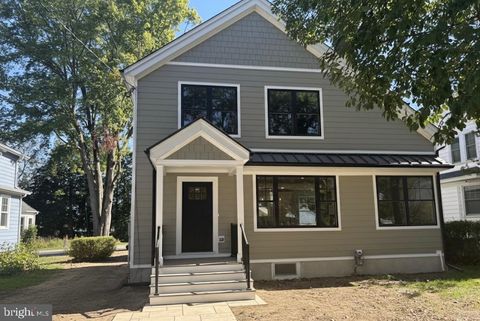 Photo of 189 Moore Street, PRINCETON, NJ 08540 (MLS # NJME2066334)