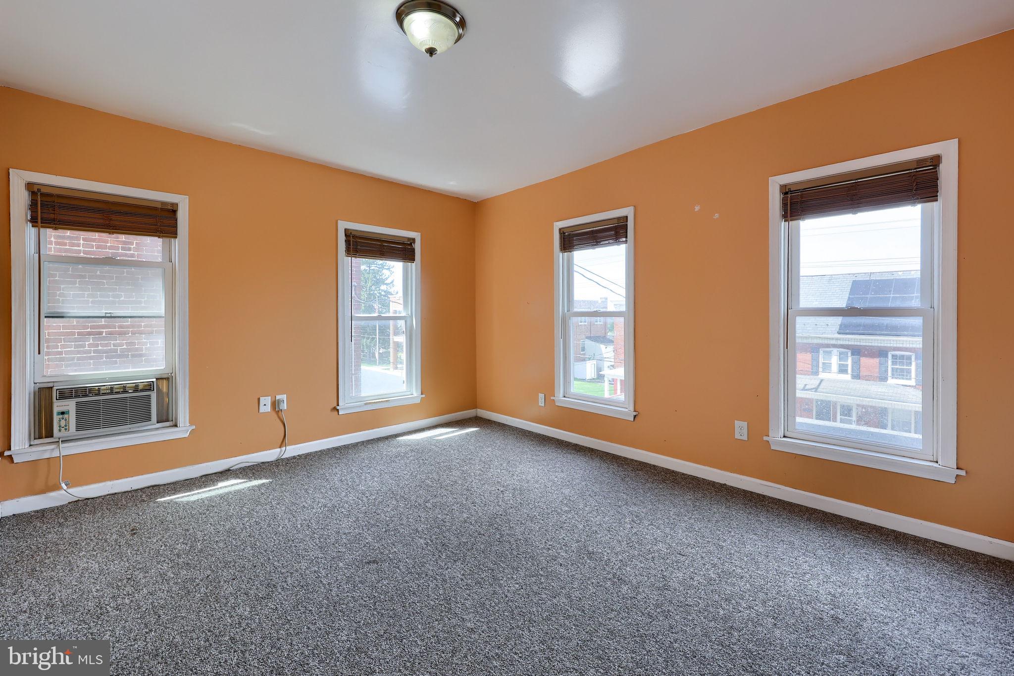 RED LION BORO - Residential