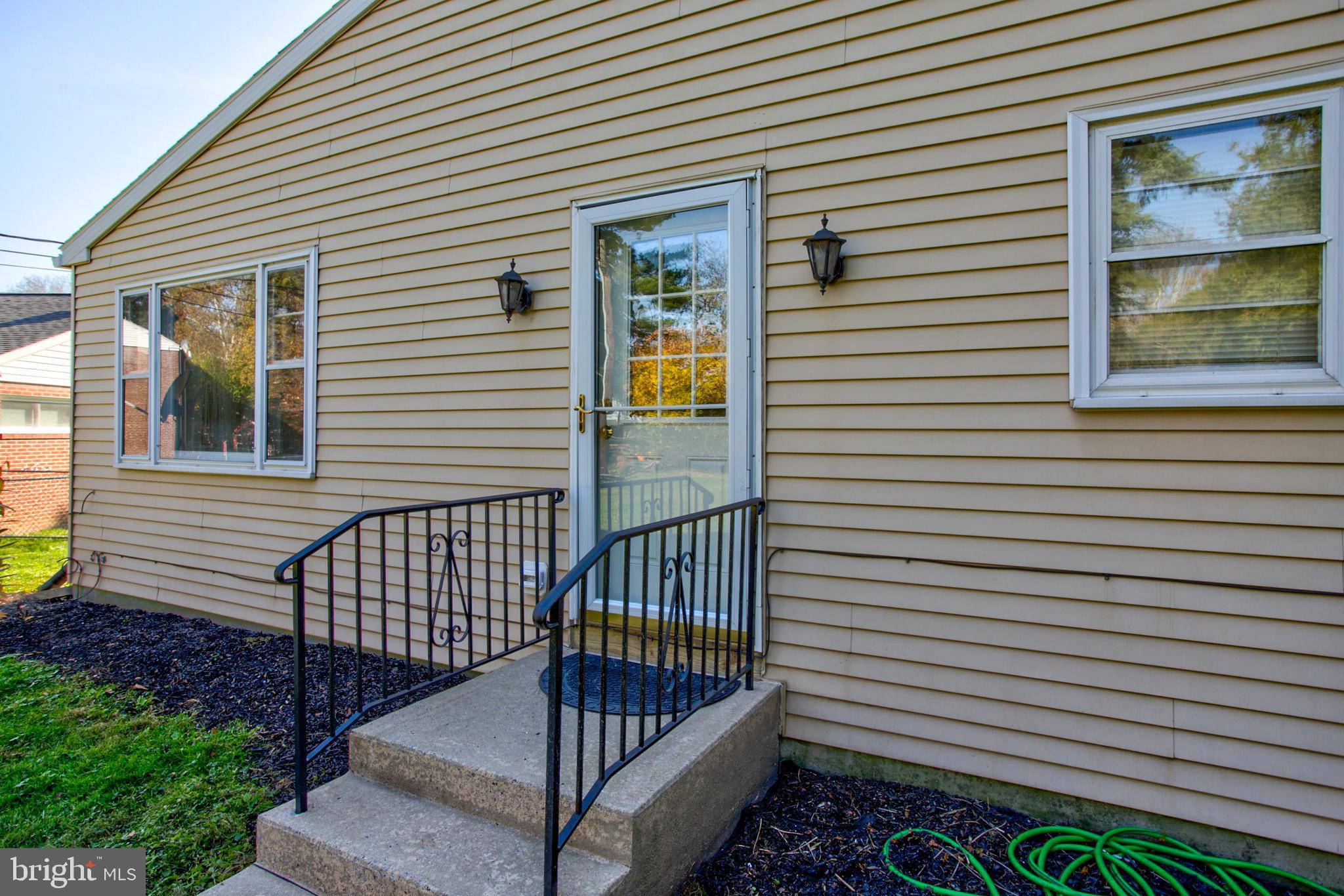 HOMELAND - Residential Lease