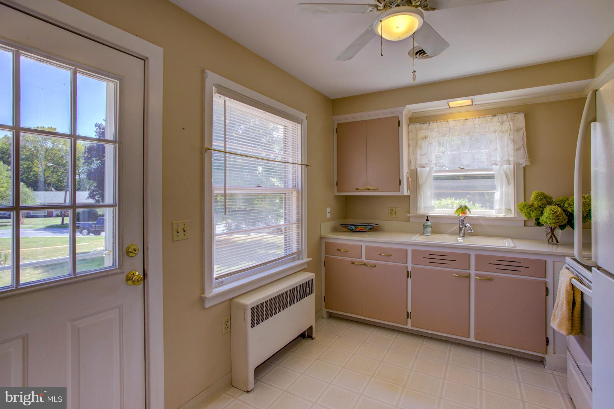 HOMELAND - Residential Lease