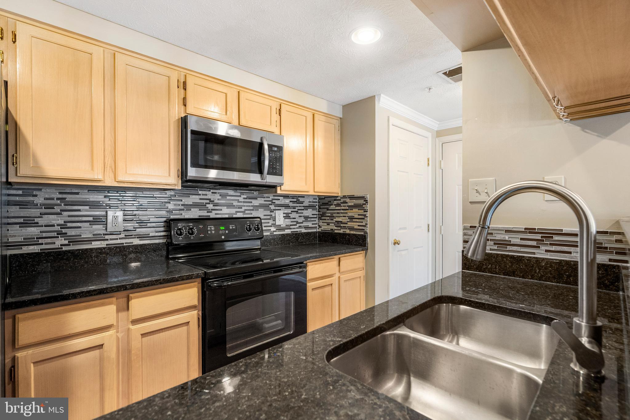 STONEGATE AT PATAPSCO - Residential Lease