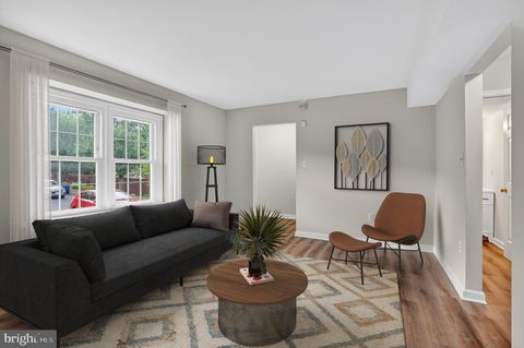 1160 LISA COURT HERNDON VA 20170