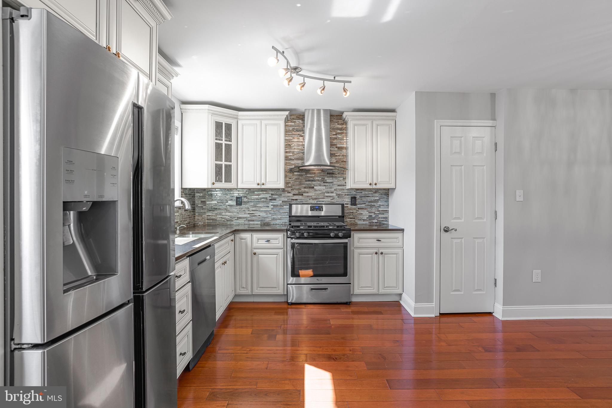 PARKWOOD - Residential