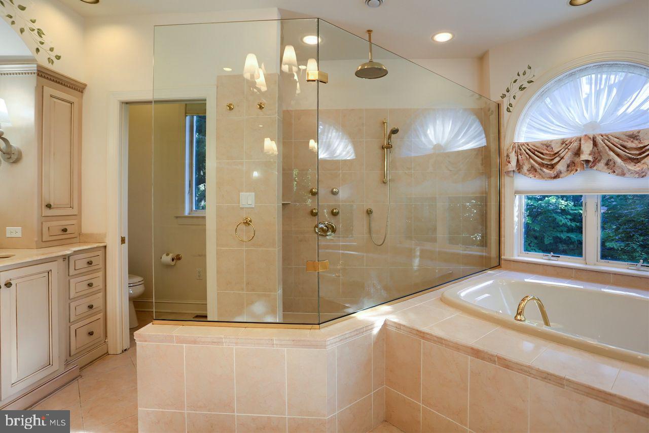 LINDENWOOD - Residential