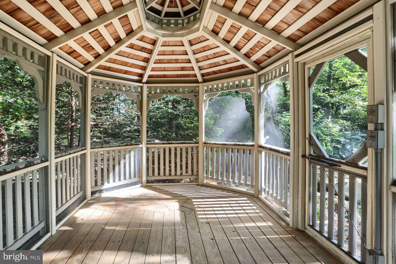 LINDENWOOD - Residential