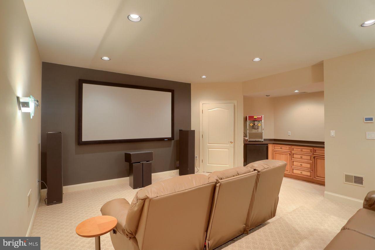 LINDENWOOD - Residential