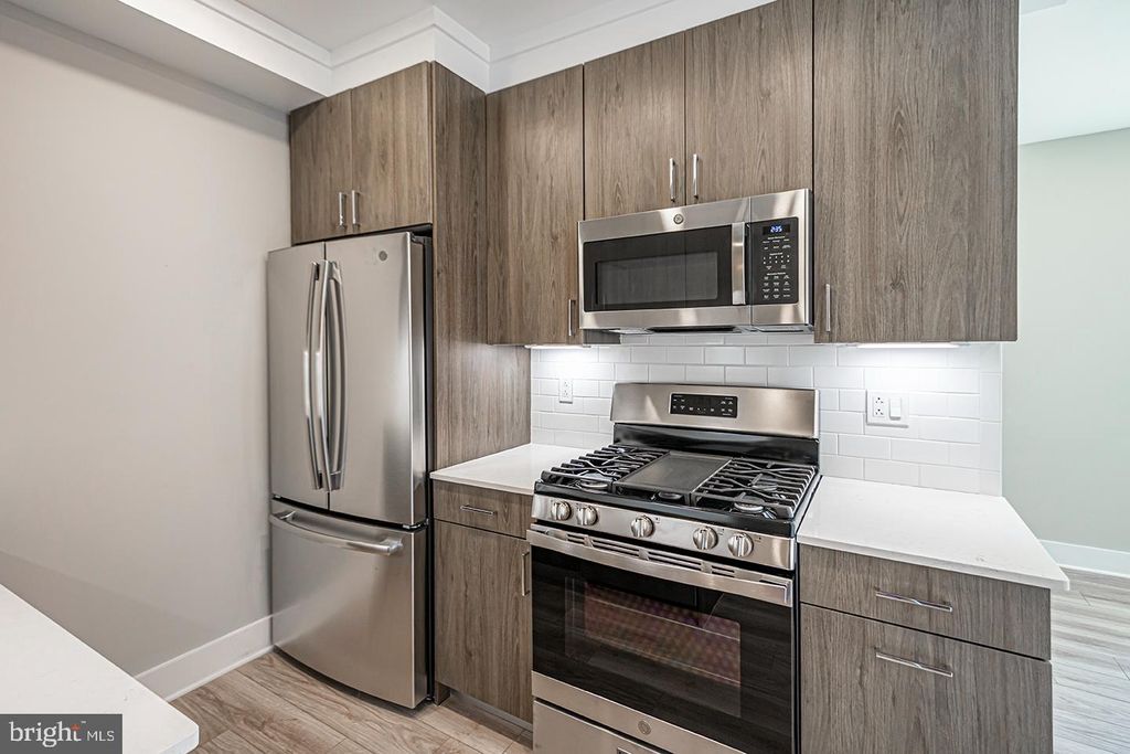 Photo of 746 S 16th Street #UNIT 3C, PHILADELPHIA, PA 19146 (MLS # PAPH2543128)