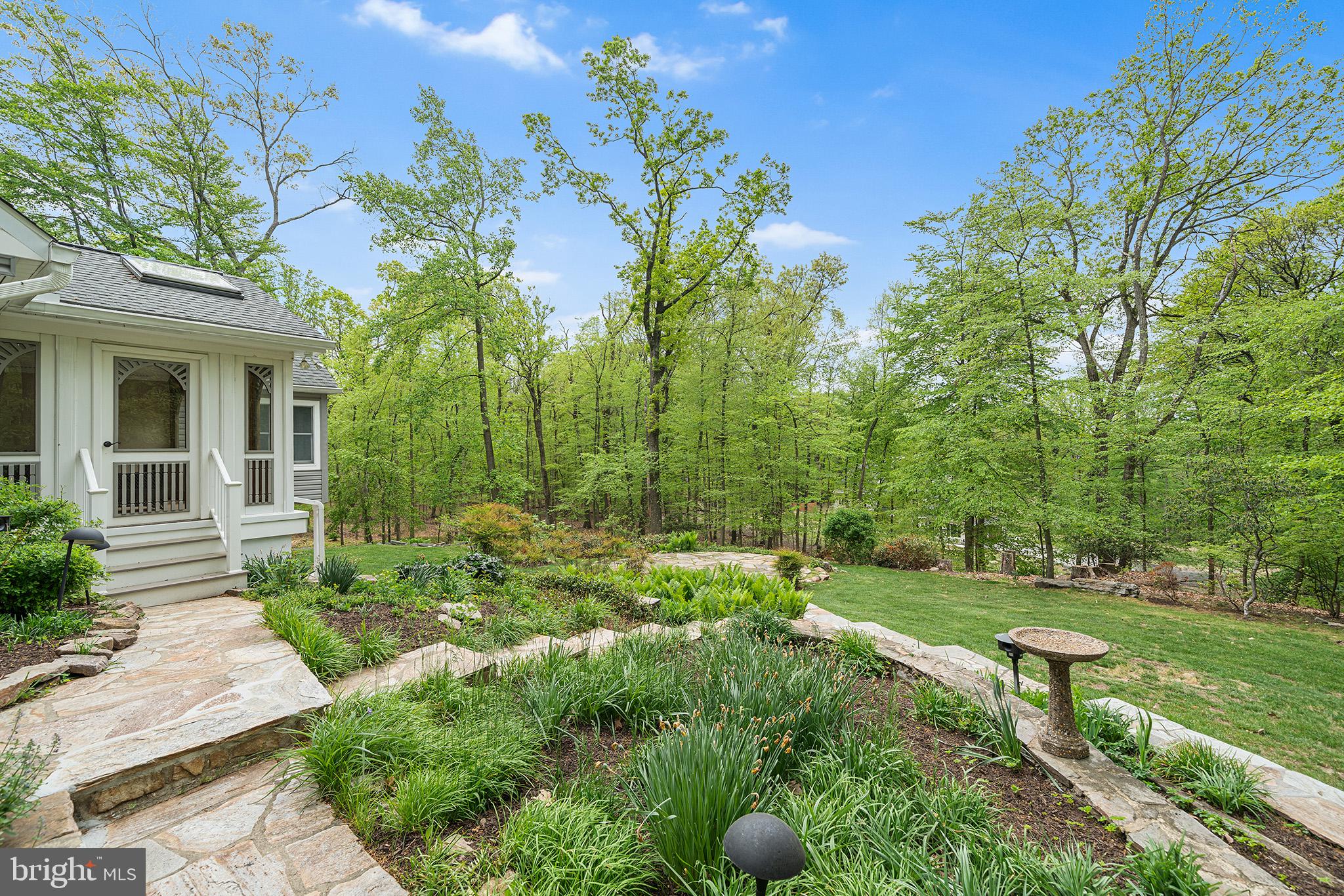 VALLEY FORGE MTN - Residential