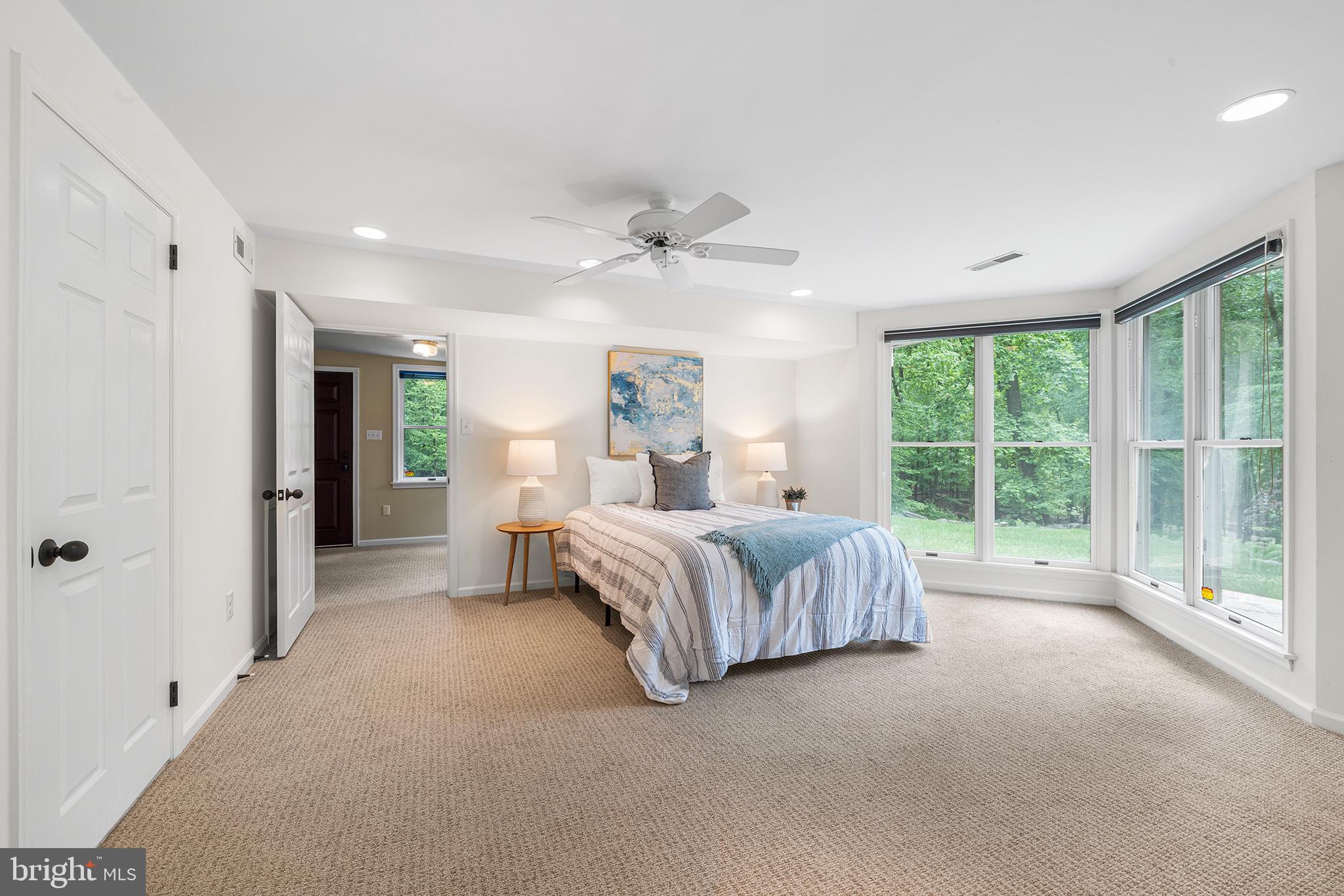 VALLEY FORGE MTN - Residential