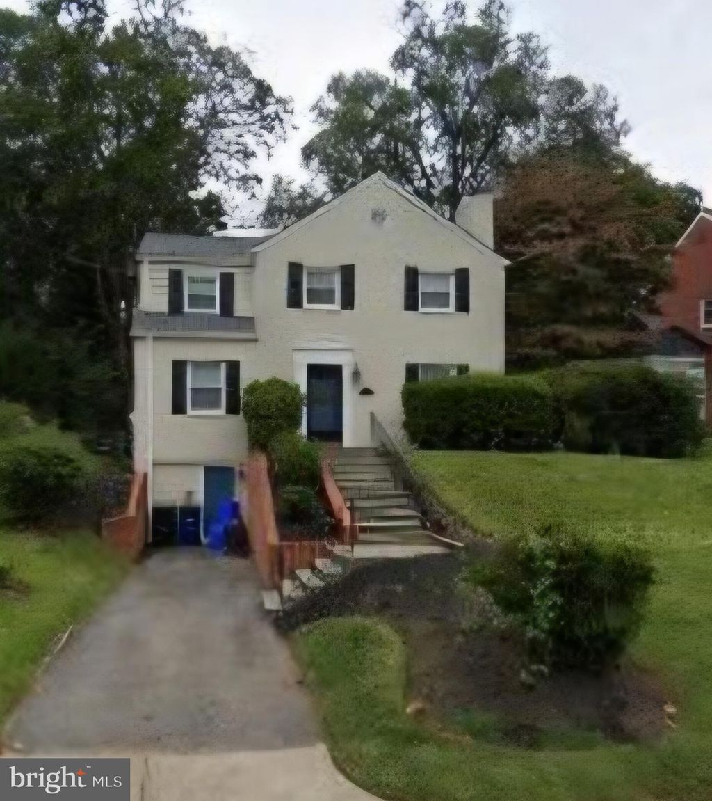 listing image 0