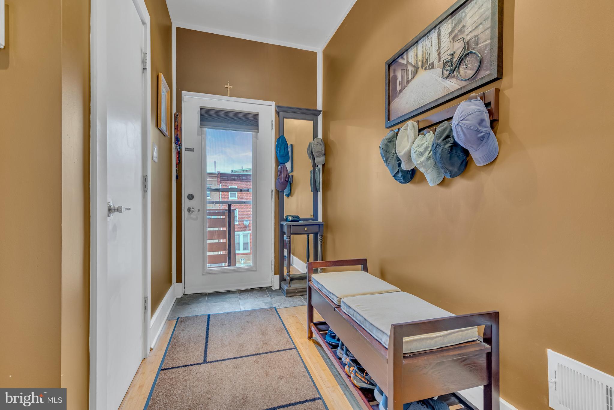 FAIRMOUNT - Residential