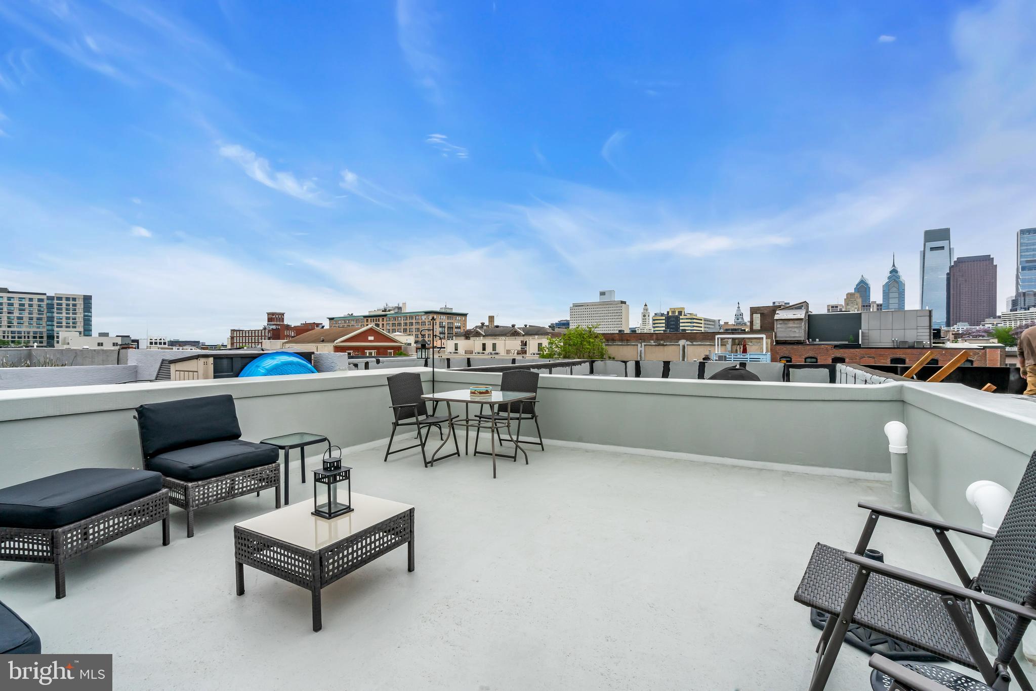 FAIRMOUNT - Residential