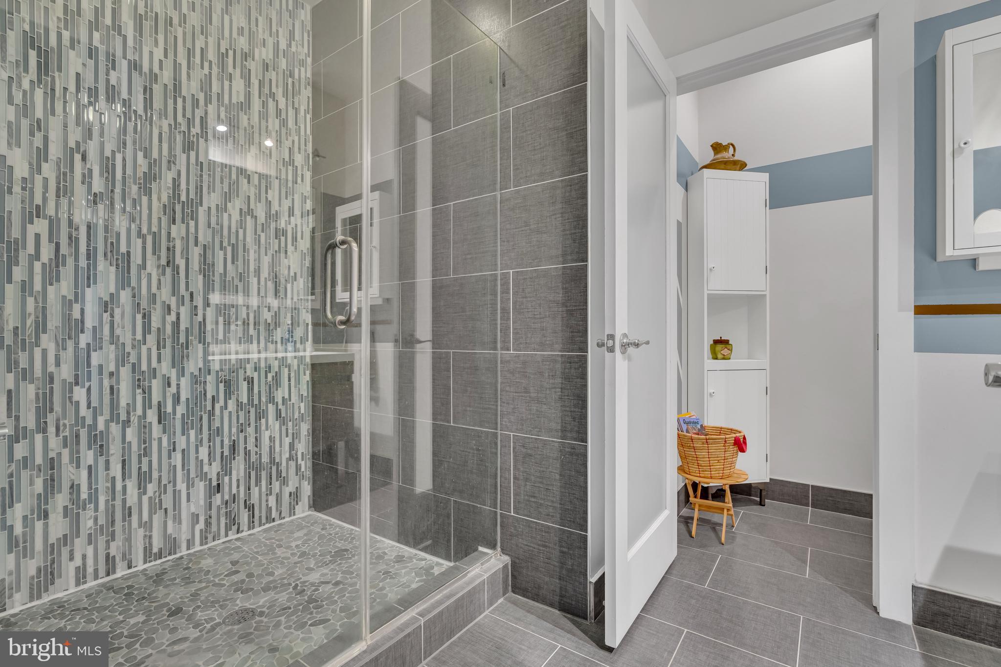 FAIRMOUNT - Residential