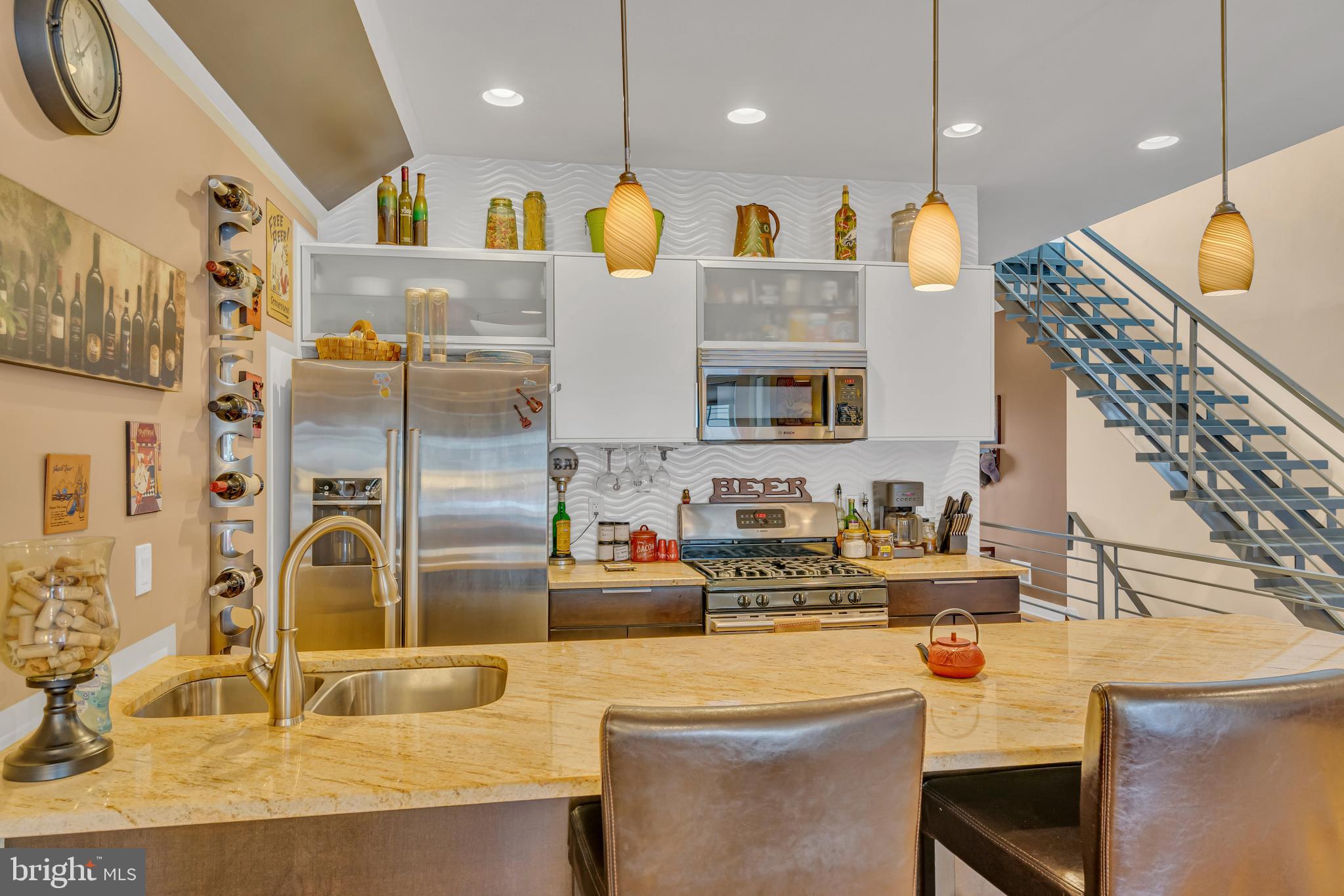 FAIRMOUNT - Residential