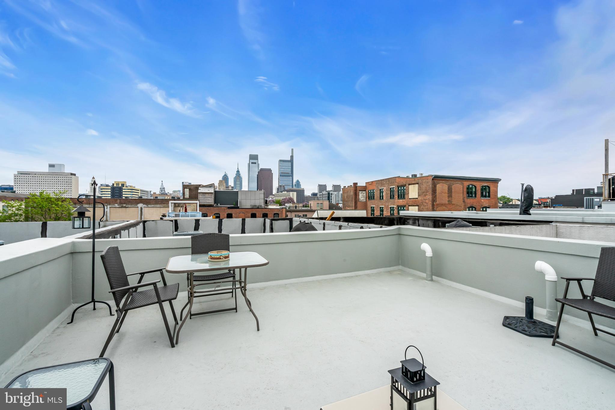 FAIRMOUNT - Residential