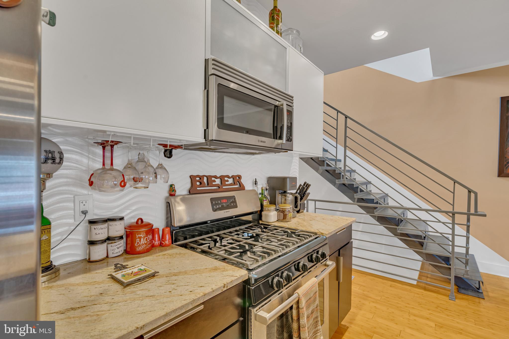 FAIRMOUNT - Residential