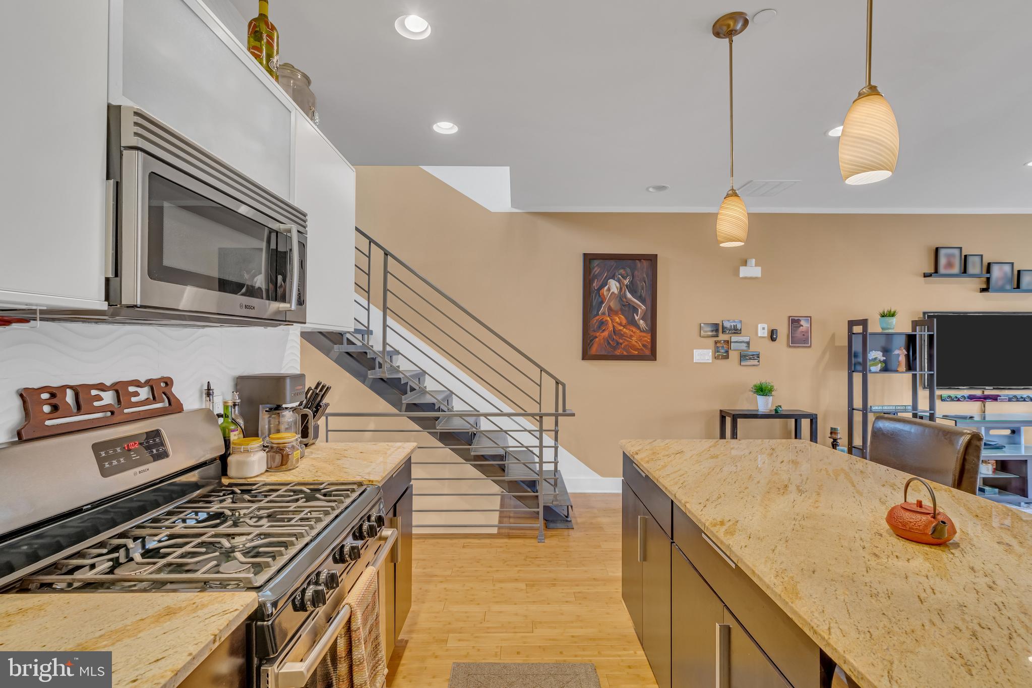 FAIRMOUNT - Residential