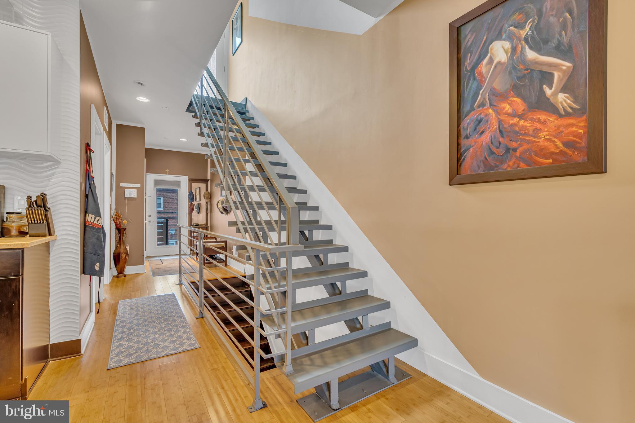 FAIRMOUNT - Residential