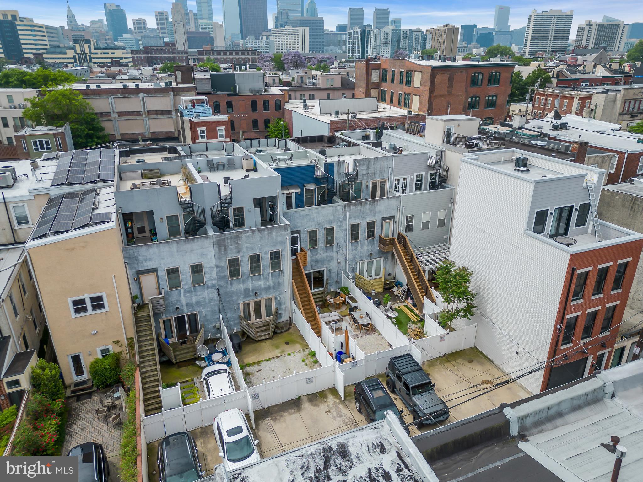 FAIRMOUNT - Residential