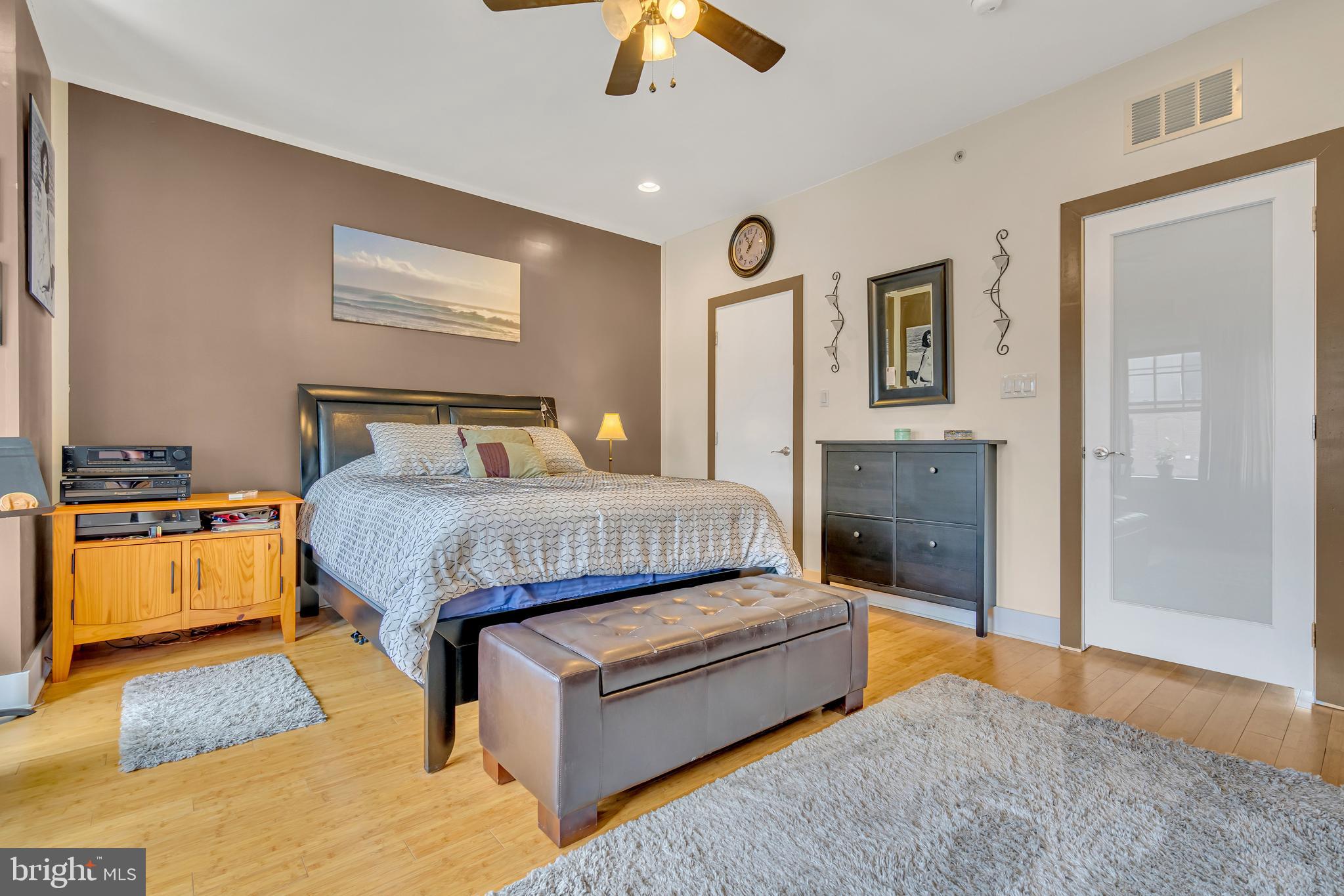 FAIRMOUNT - Residential