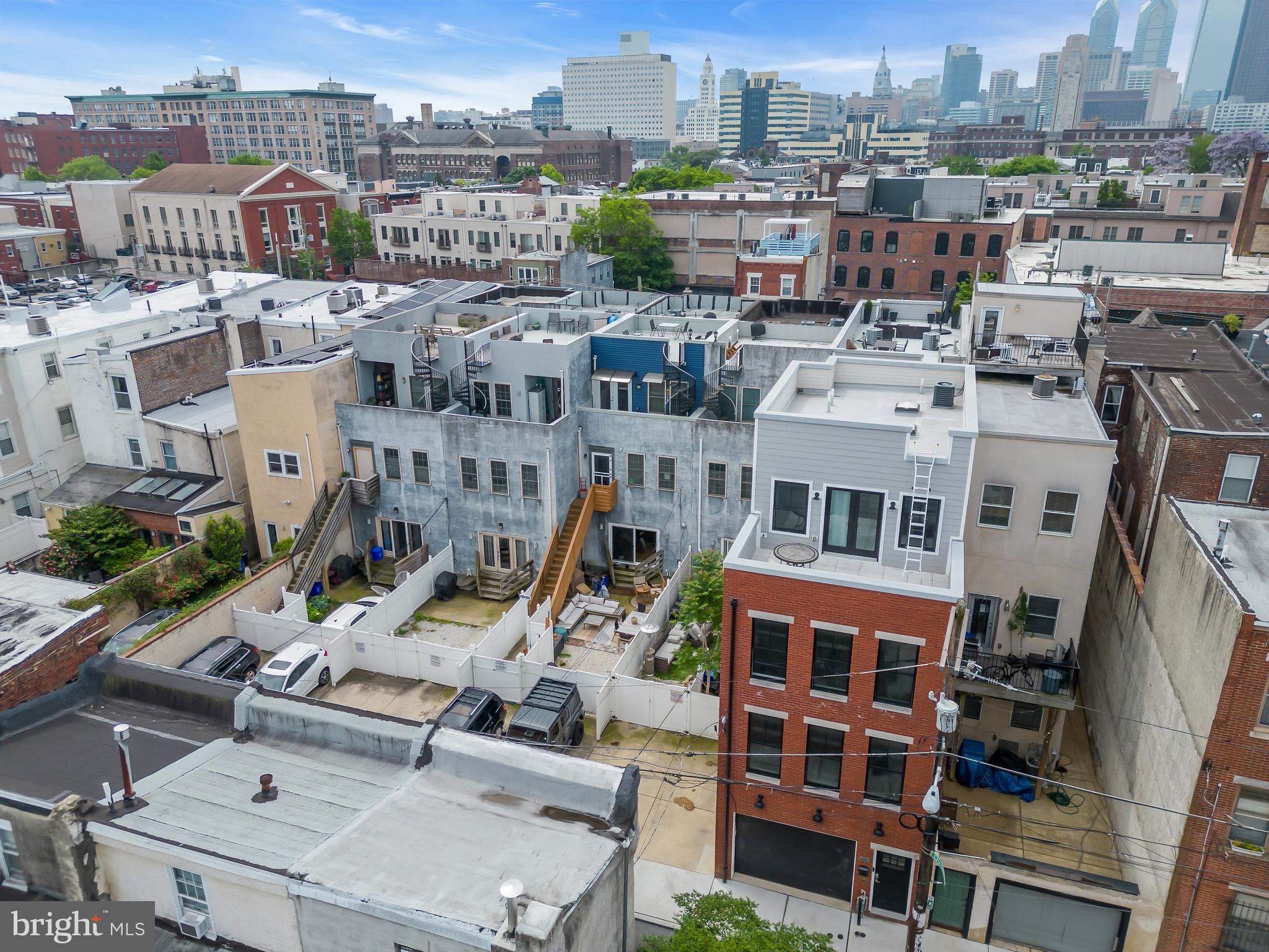 FAIRMOUNT - Residential