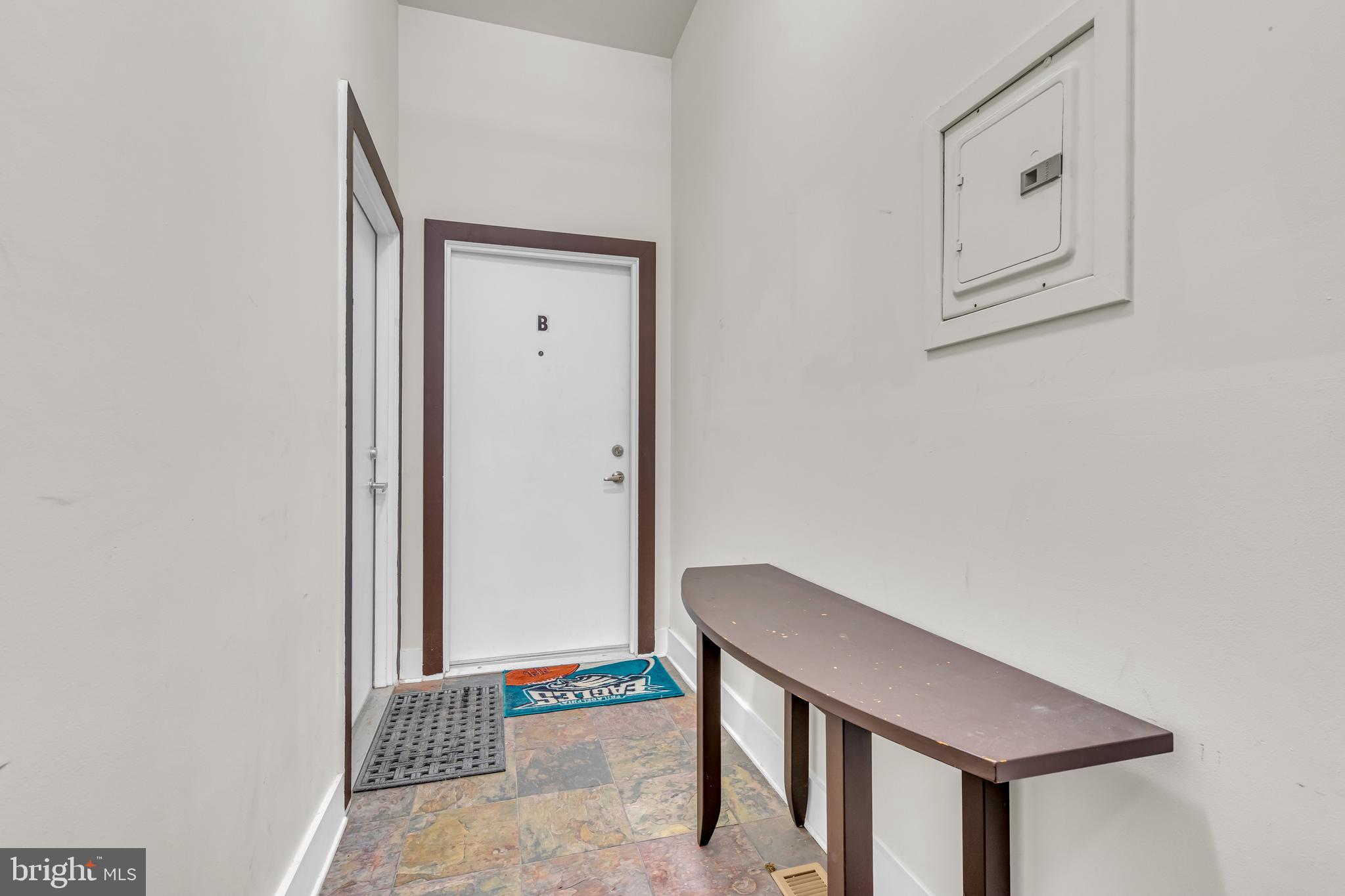 FAIRMOUNT - Residential