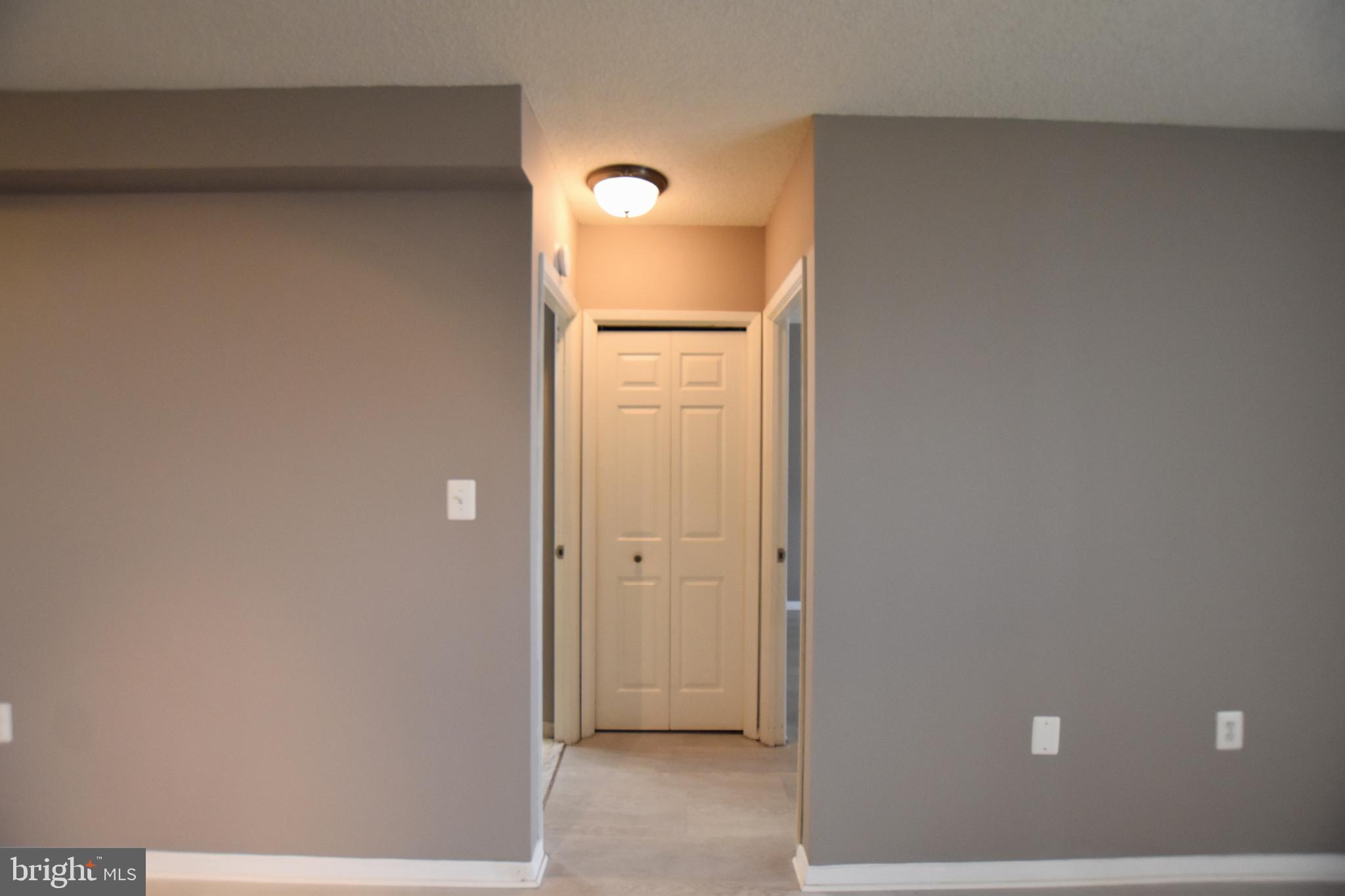 FAIRMONT PLAZA - Residential