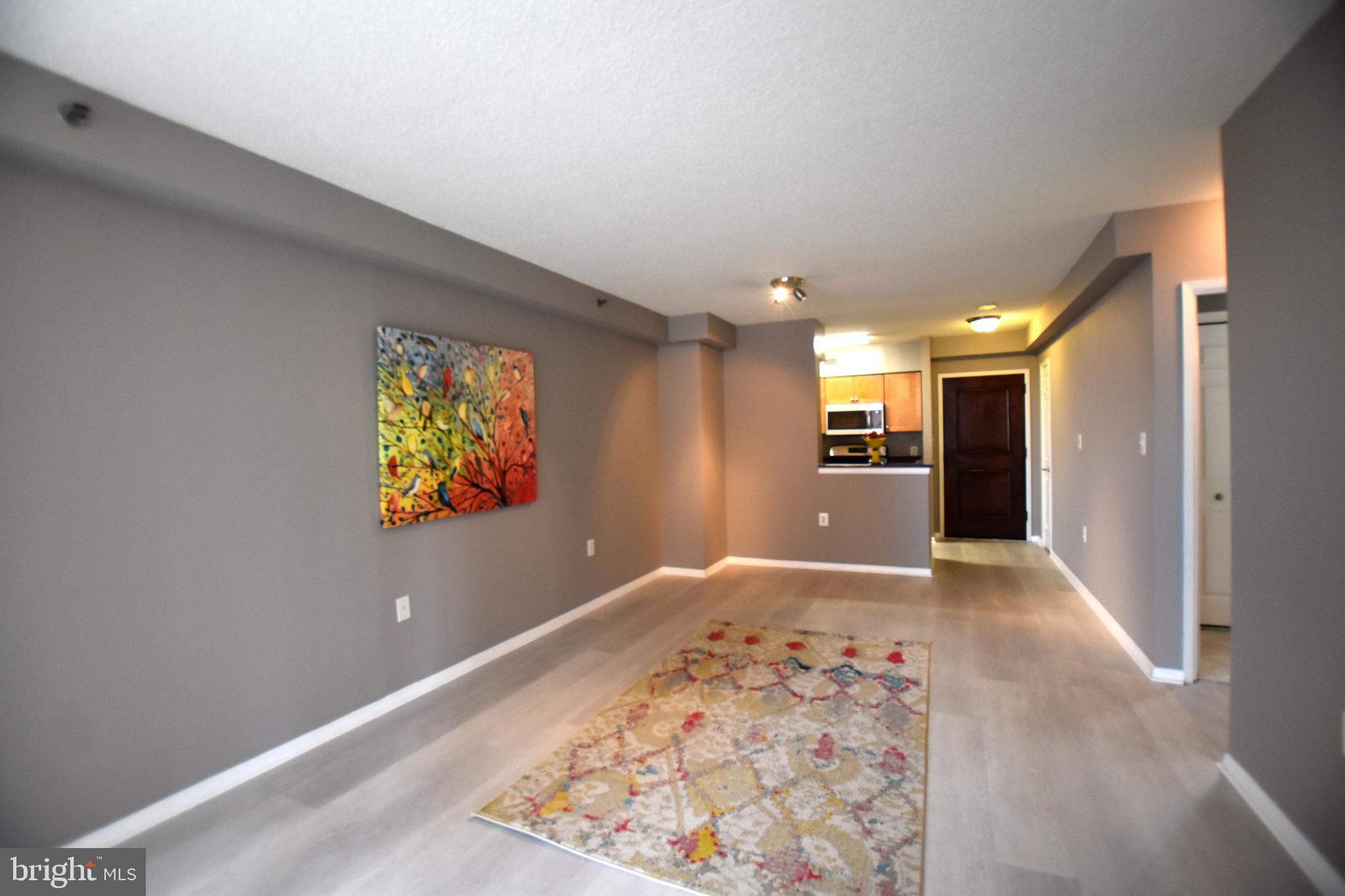 FAIRMONT PLAZA - Residential