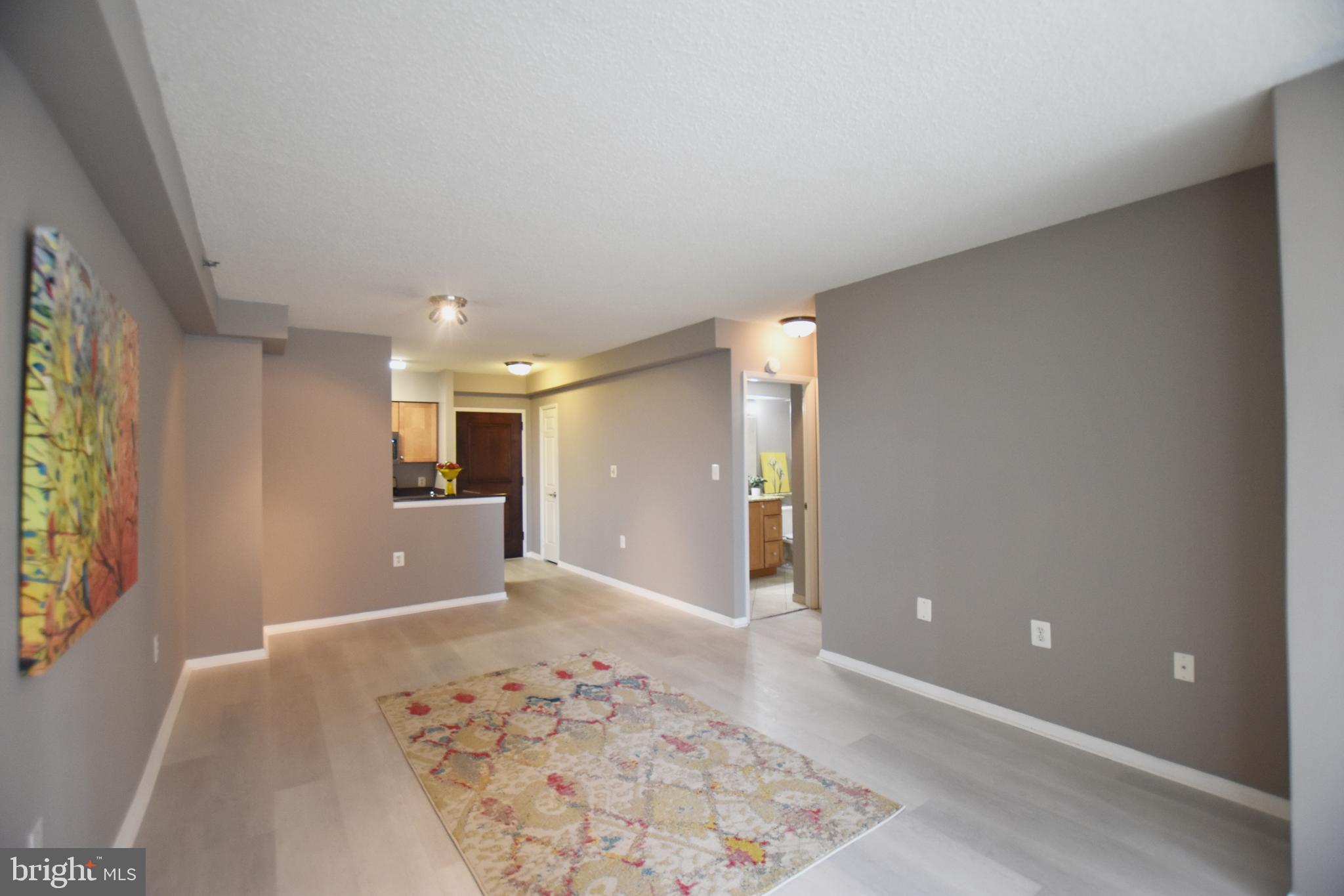 FAIRMONT PLAZA - Residential