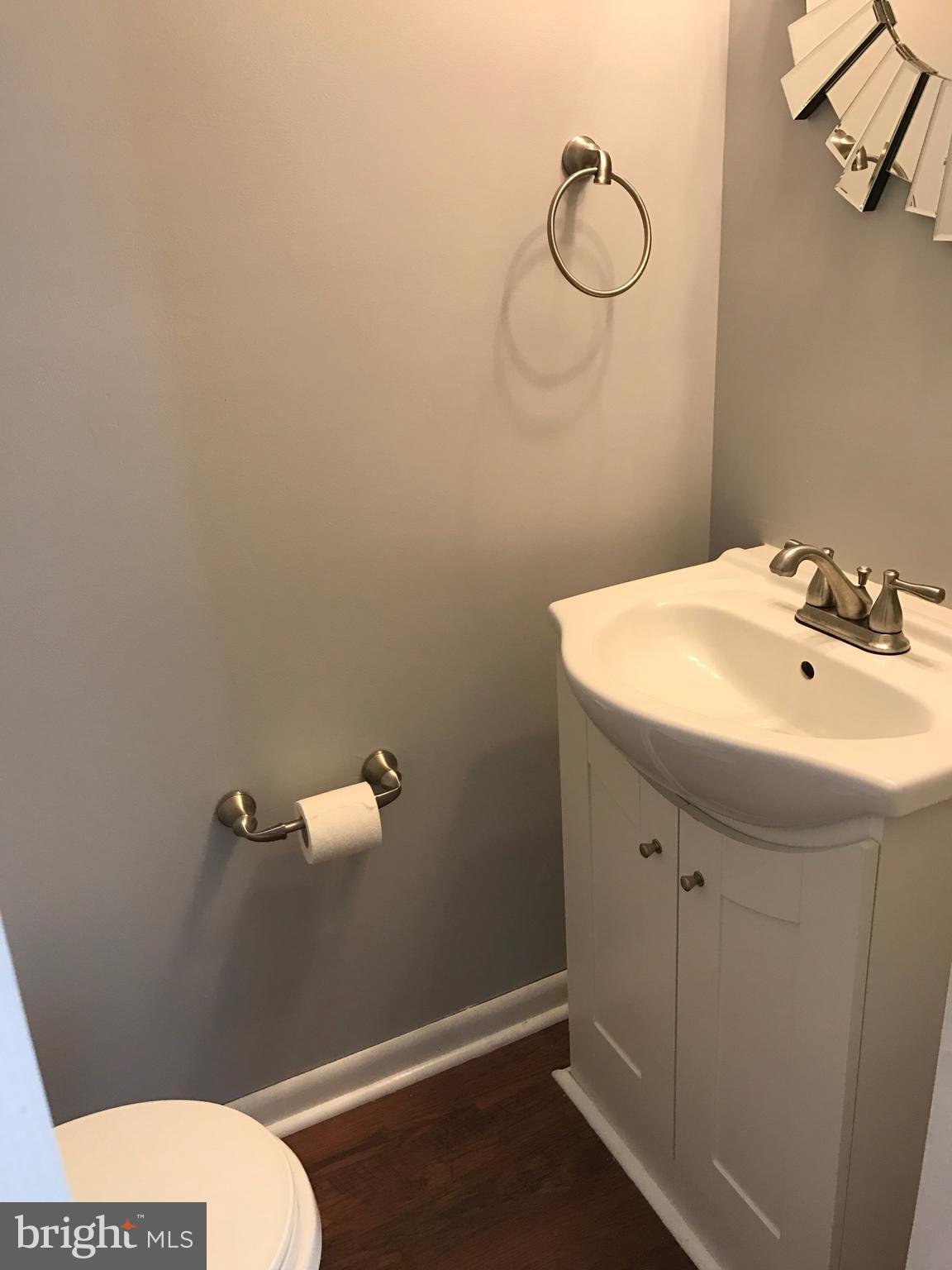 BREEZEWOOD FOREST EAST - Residential Lease