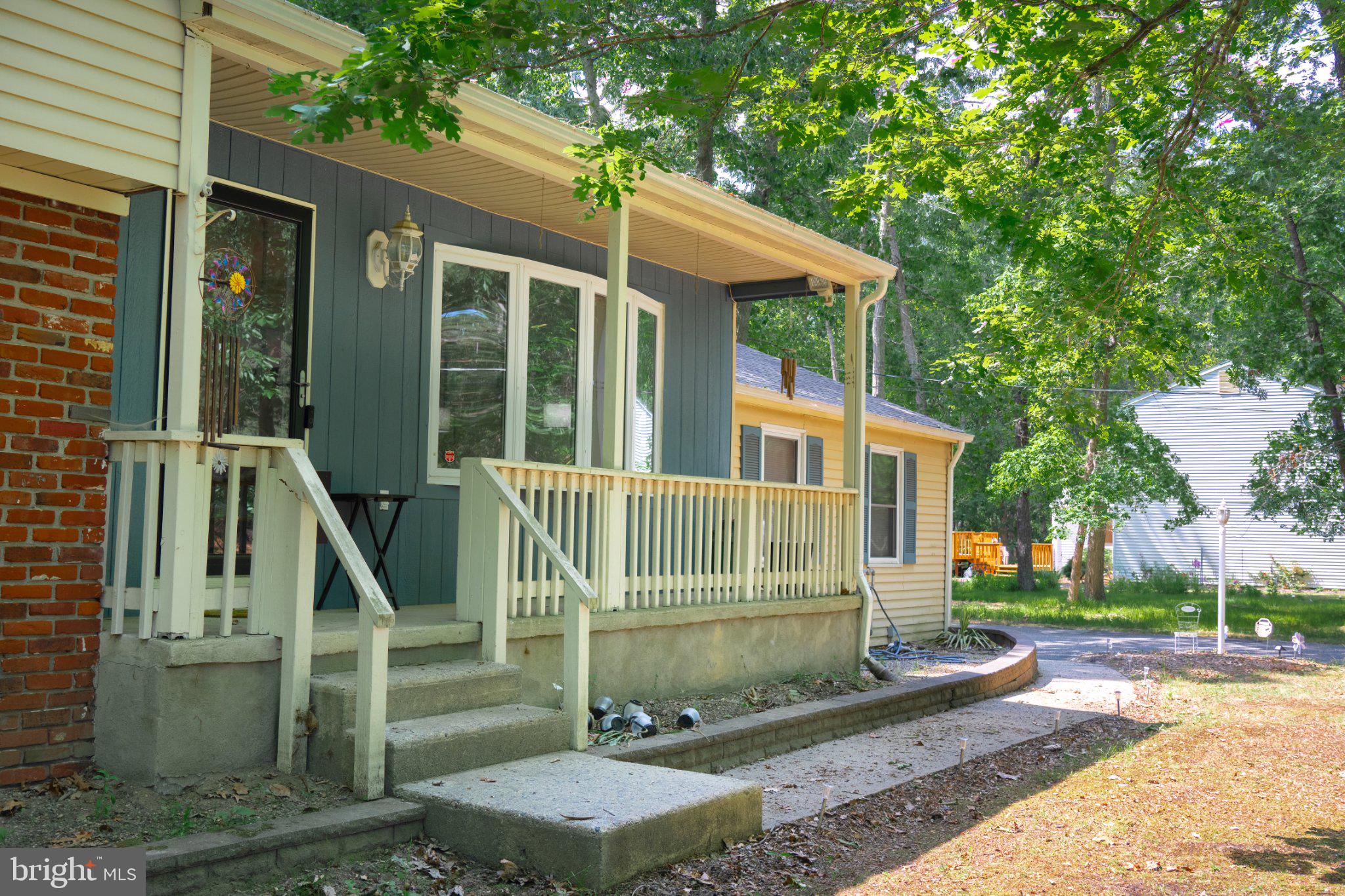 28 ELMWOOD DRIVE